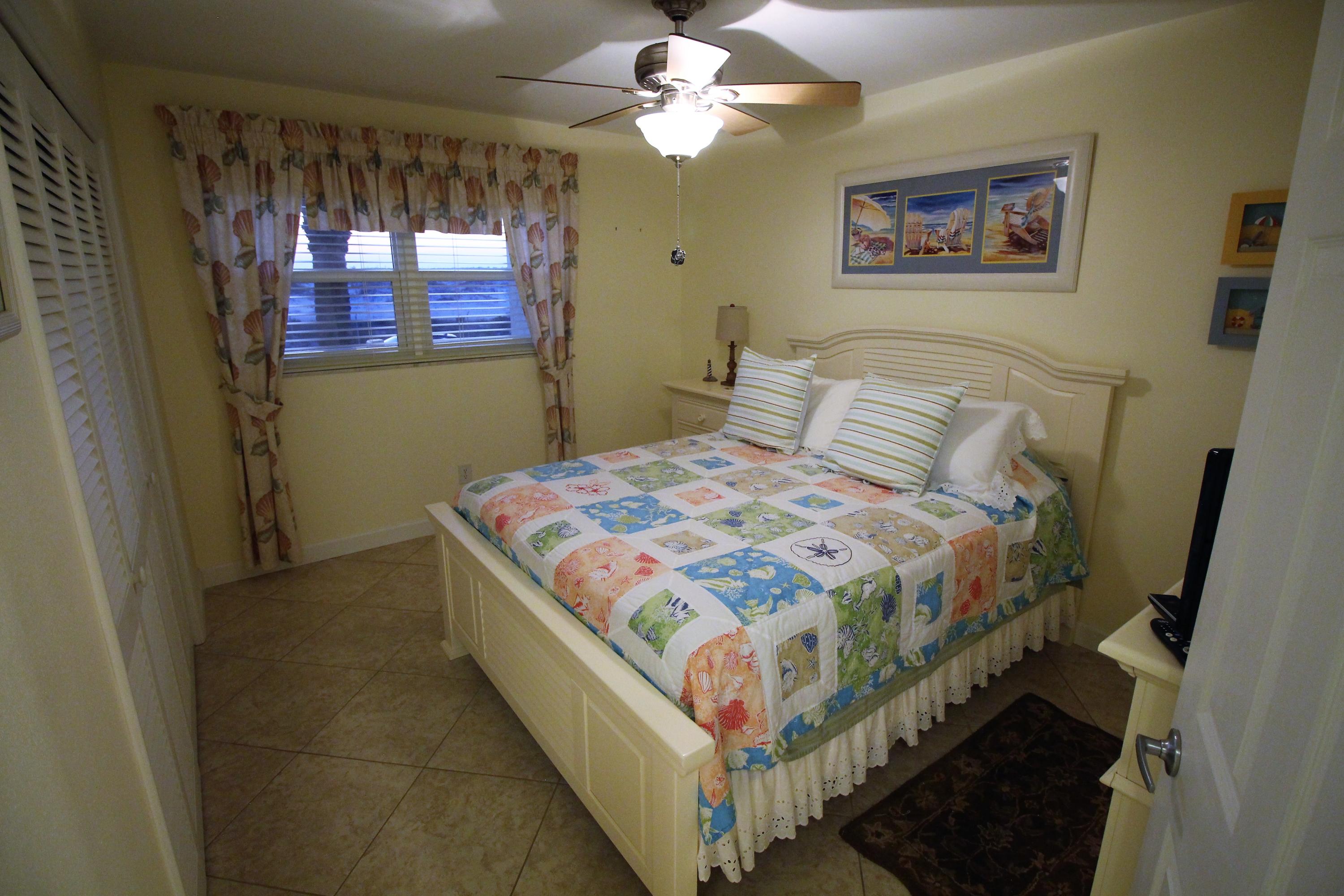 EL MATADOR CONDO - Residential