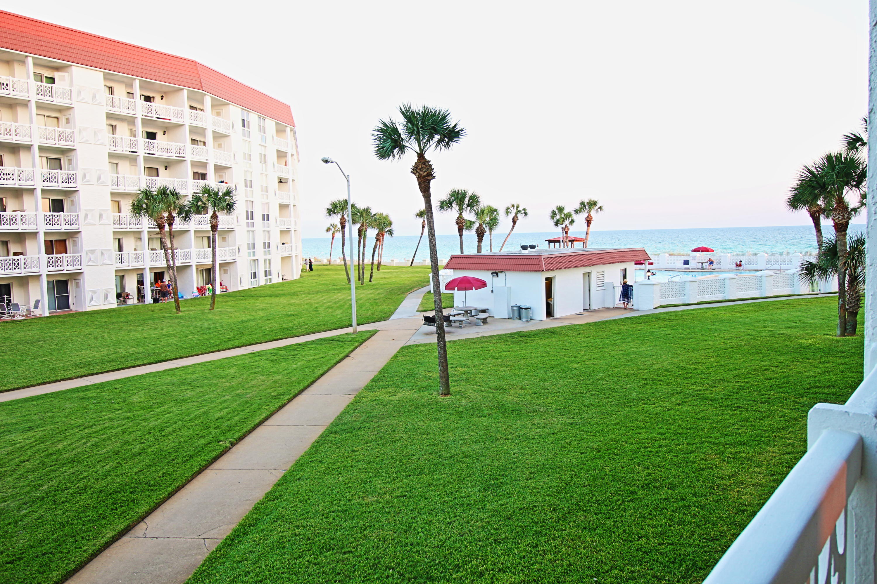 EL MATADOR CONDO - Residential