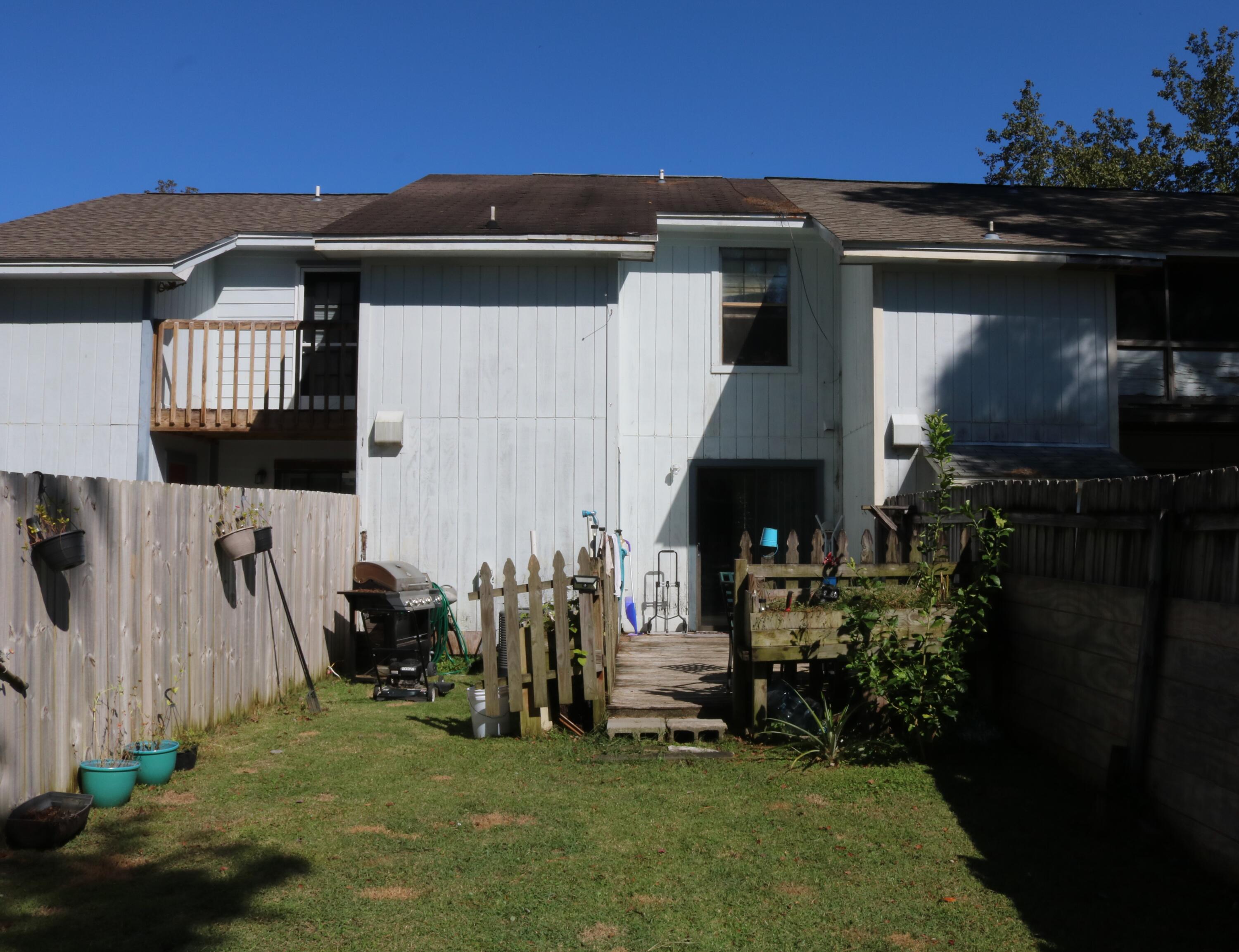 CHINAS COVE - Residential