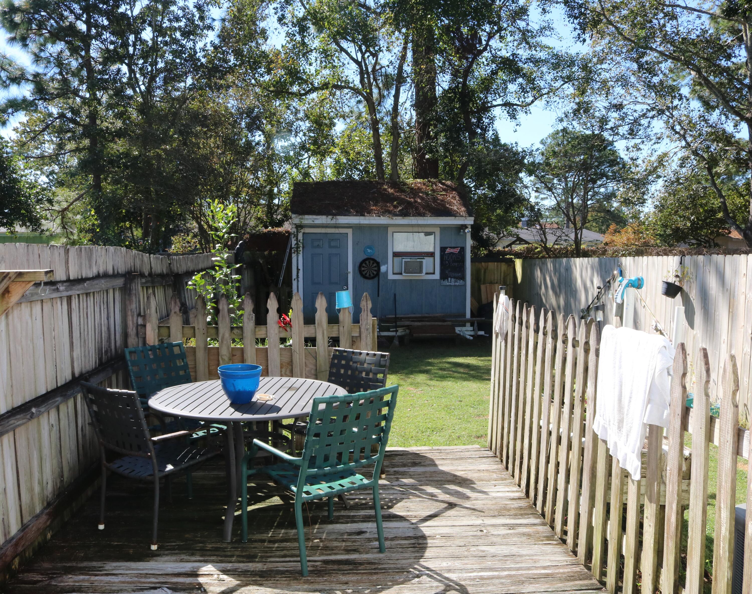 CHINAS COVE - Residential