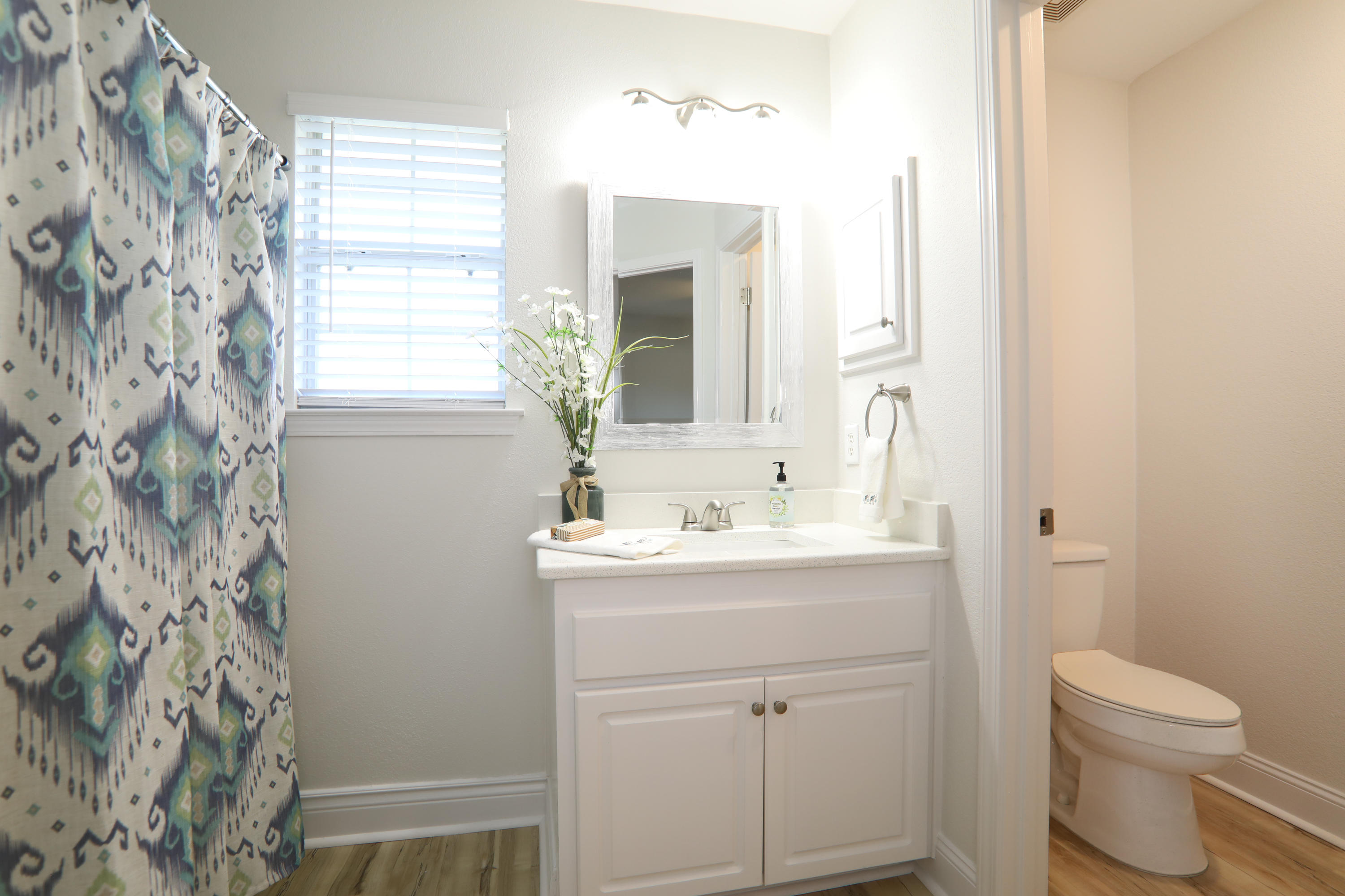 HOLLEY BY THE SEA - Residential