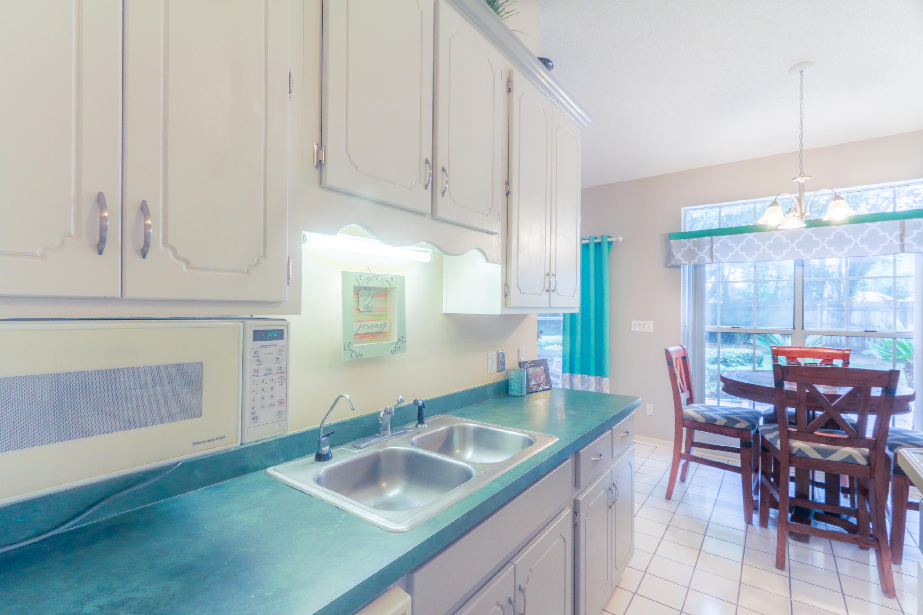 PARKWOOD COURT AT BLUEWATER BAY - Residential