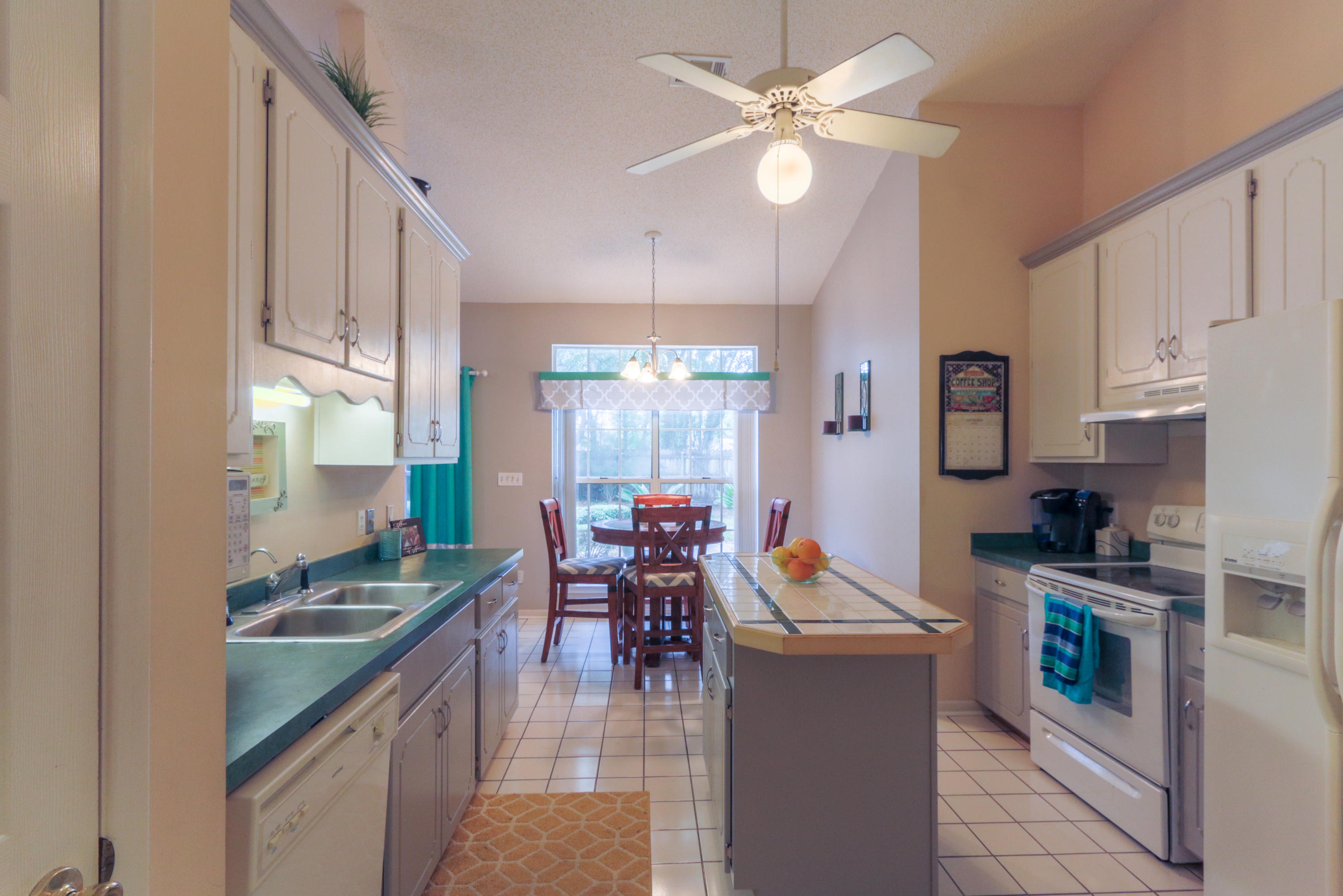 PARKWOOD COURT AT BLUEWATER BAY - Residential