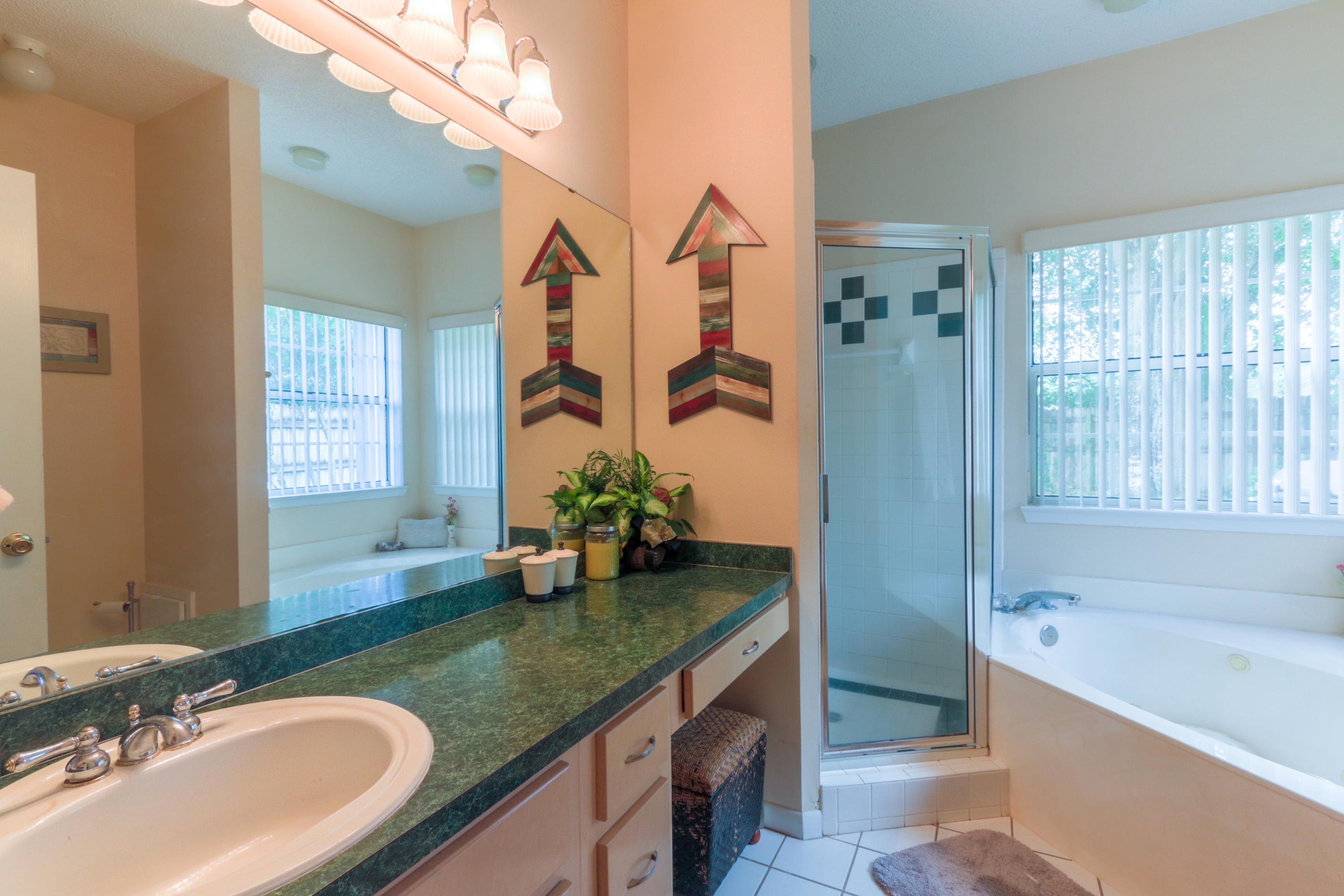 PARKWOOD COURT AT BLUEWATER BAY - Residential