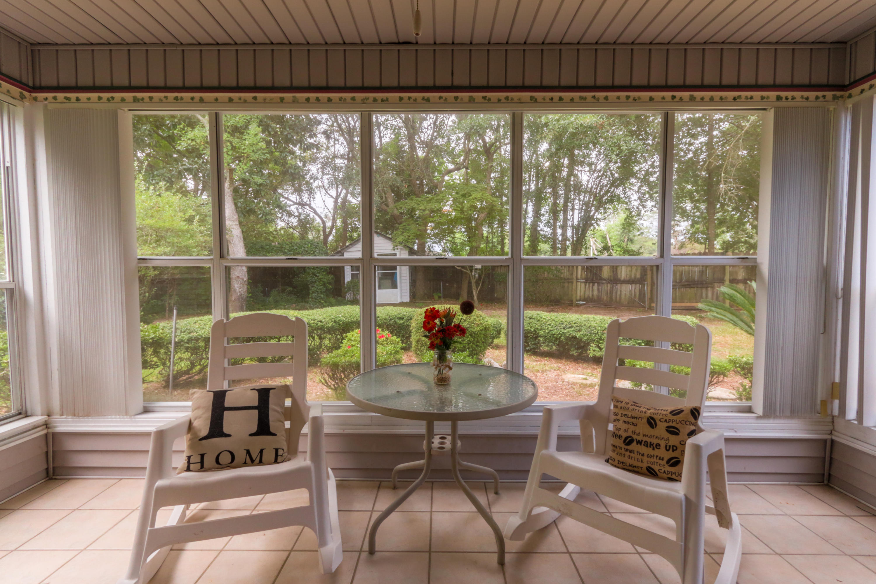 PARKWOOD COURT AT BLUEWATER BAY - Residential