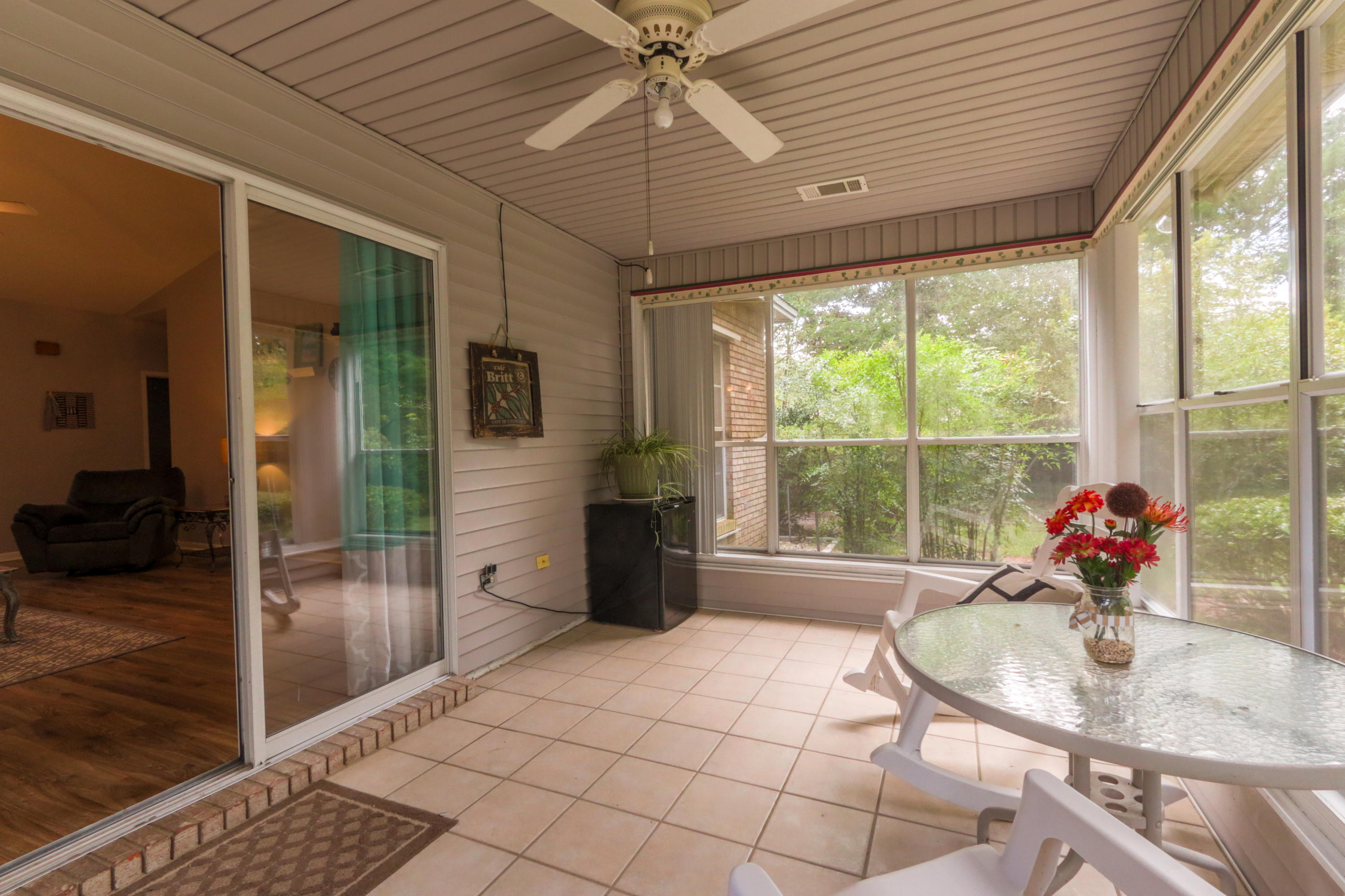 PARKWOOD COURT AT BLUEWATER BAY - Residential