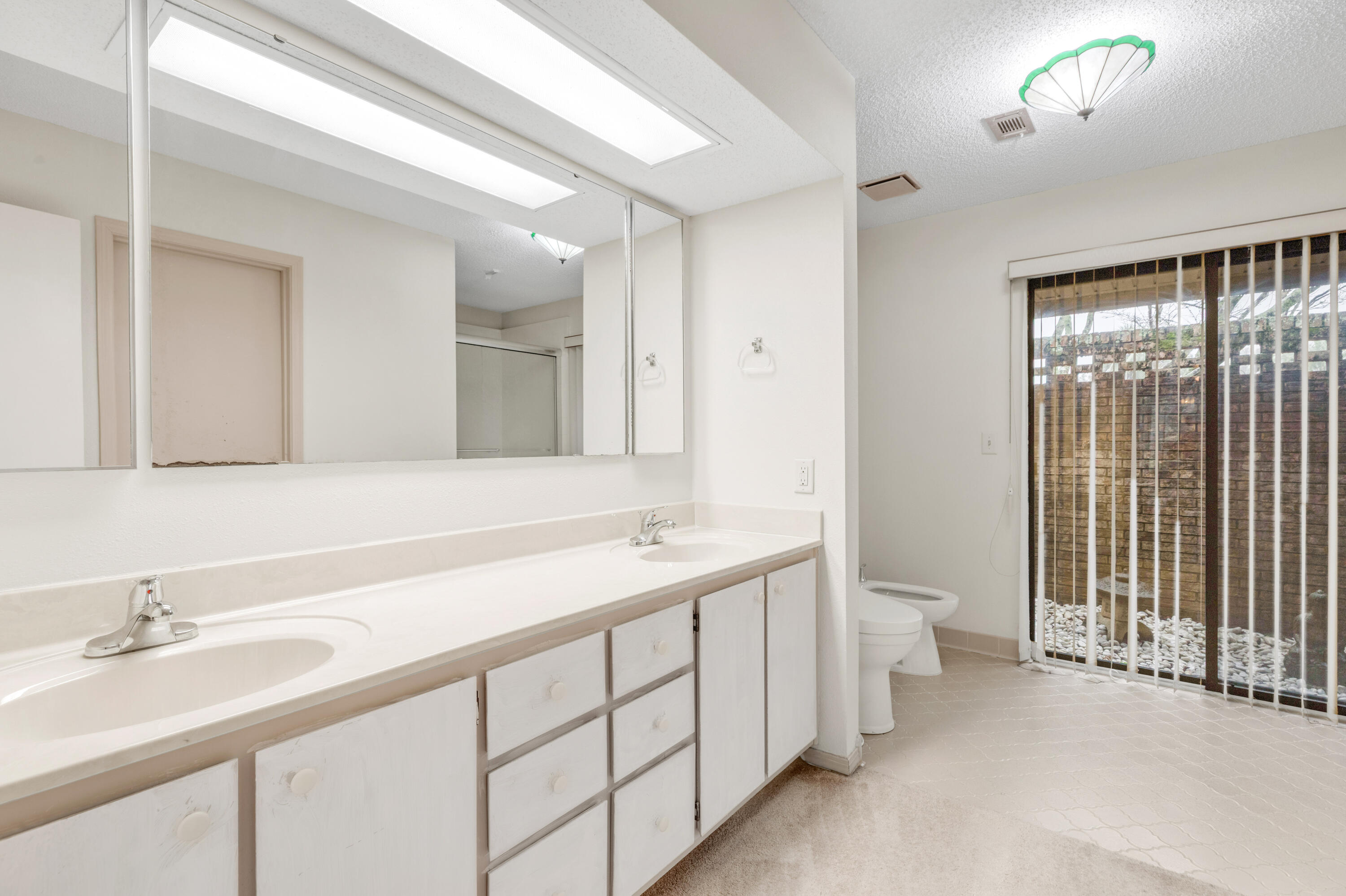 LAKE LORRAINE ESTATES - Residential