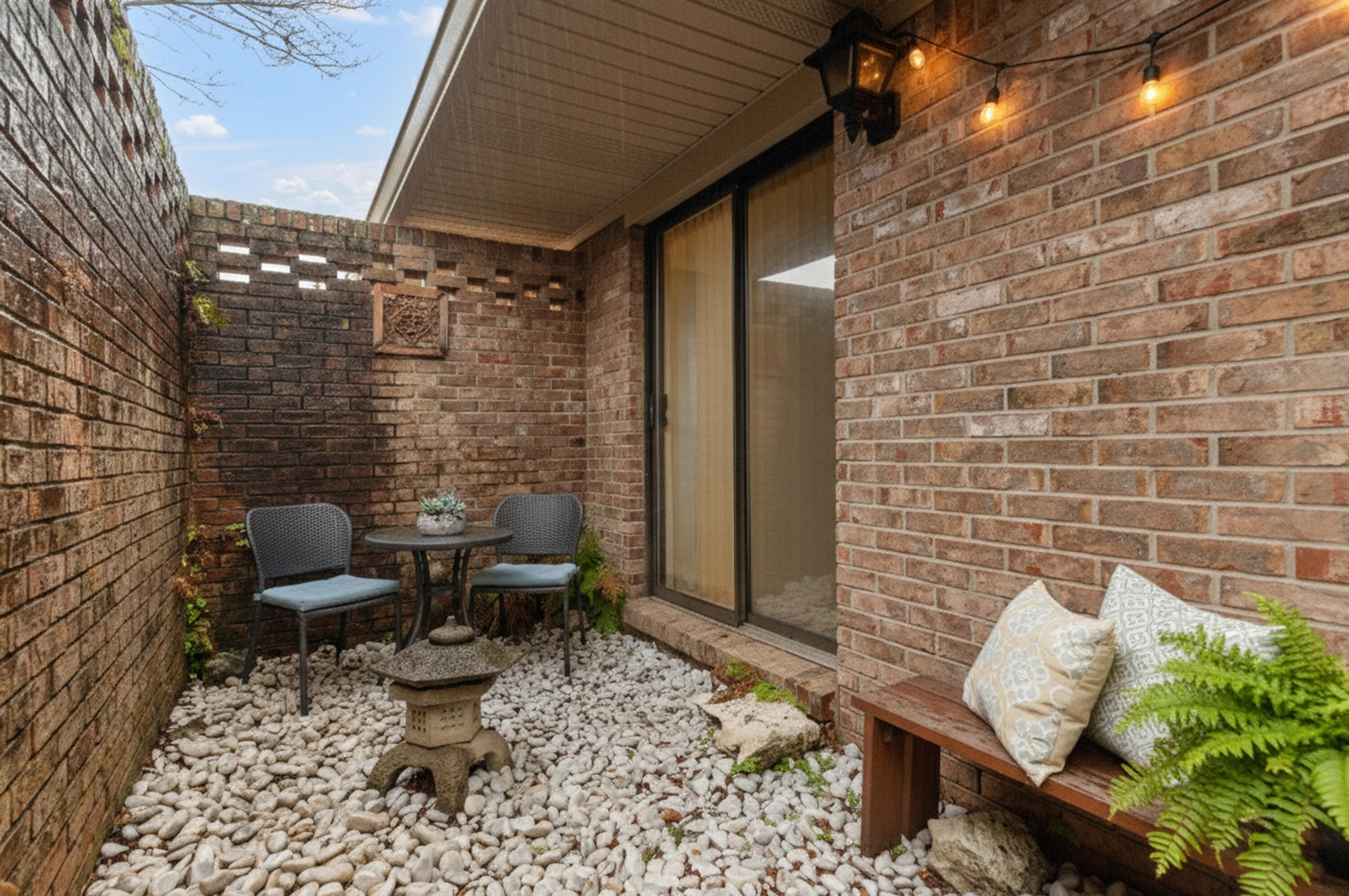 LAKE LORRAINE ESTATES - Residential