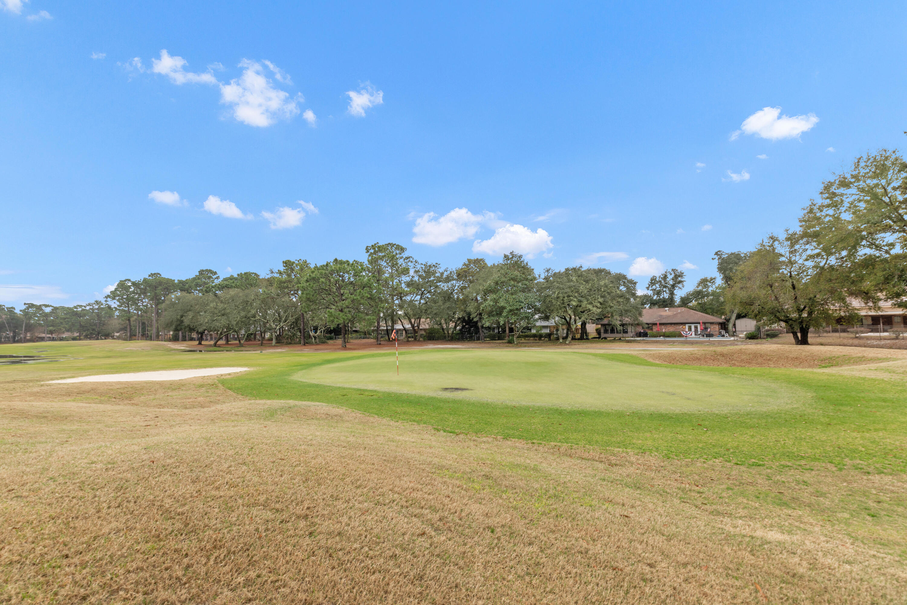 LAKE LORRAINE ESTATES - Residential