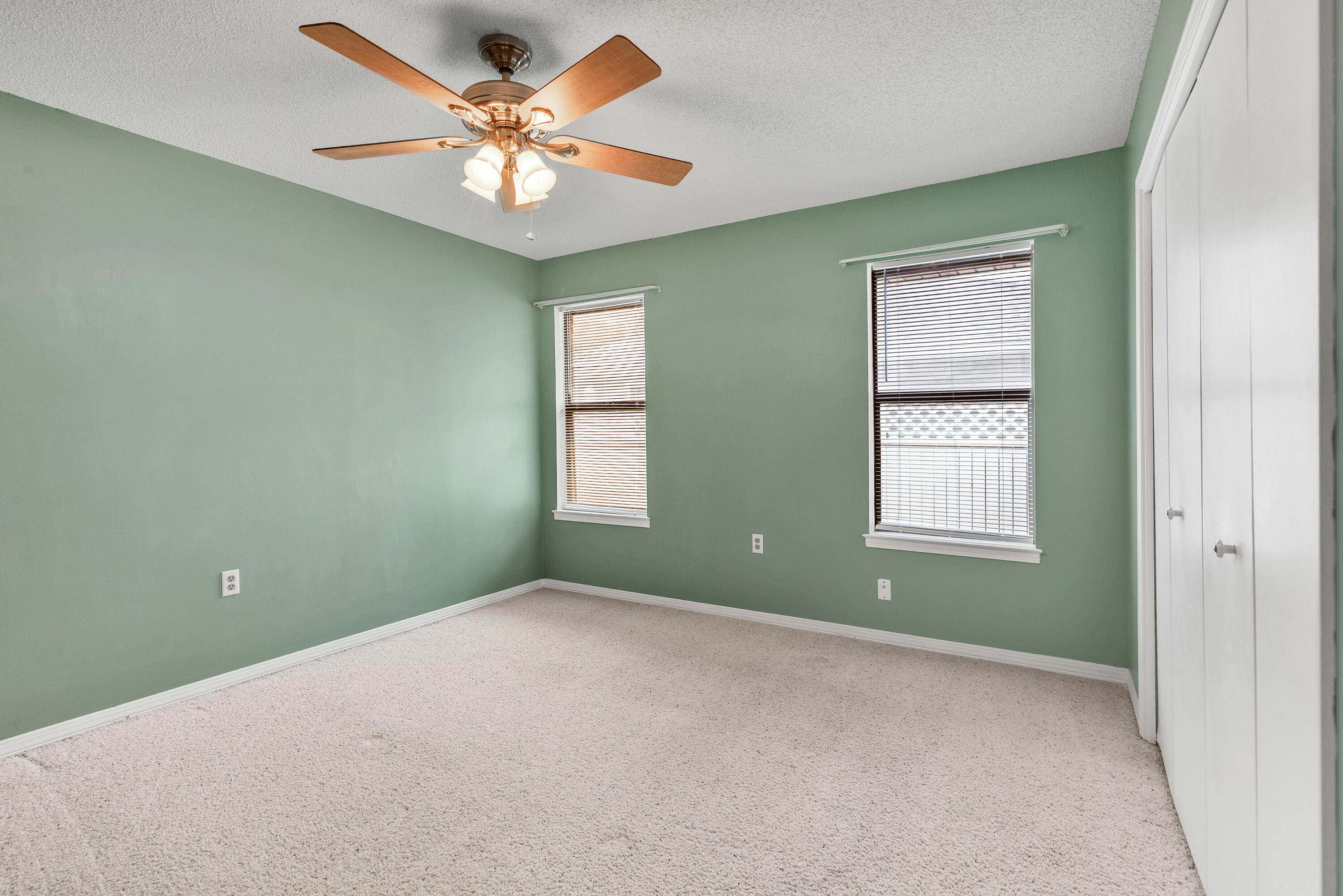 LAKE LORRAINE ESTATES - Residential