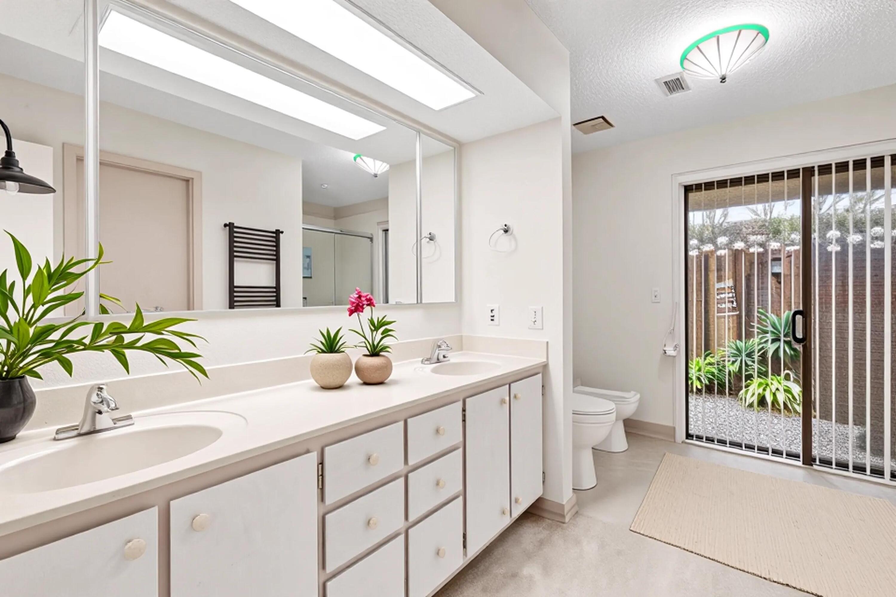 LAKE LORRAINE ESTATES - Residential