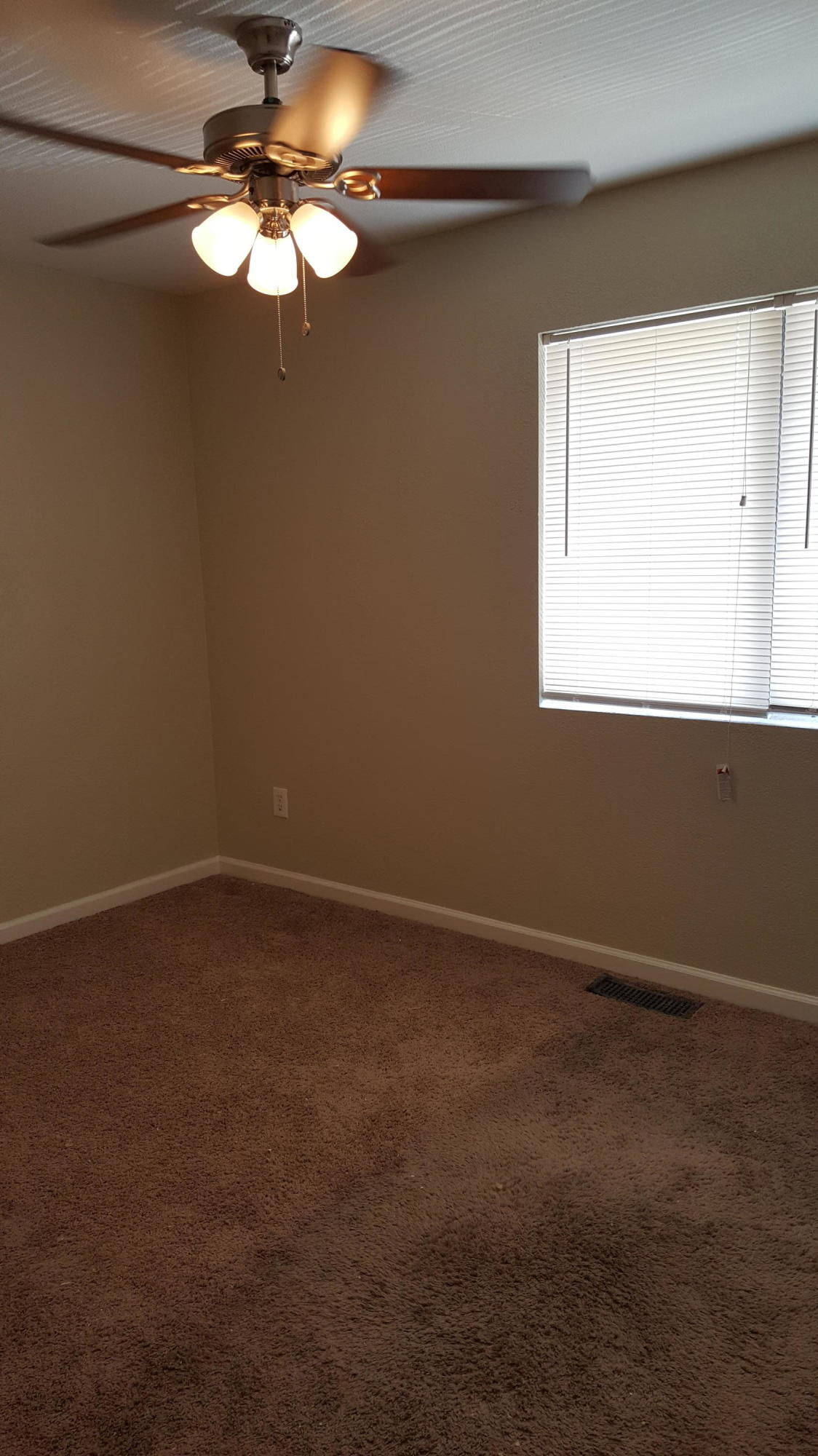 INDIAN HILLS - Residential Lease
