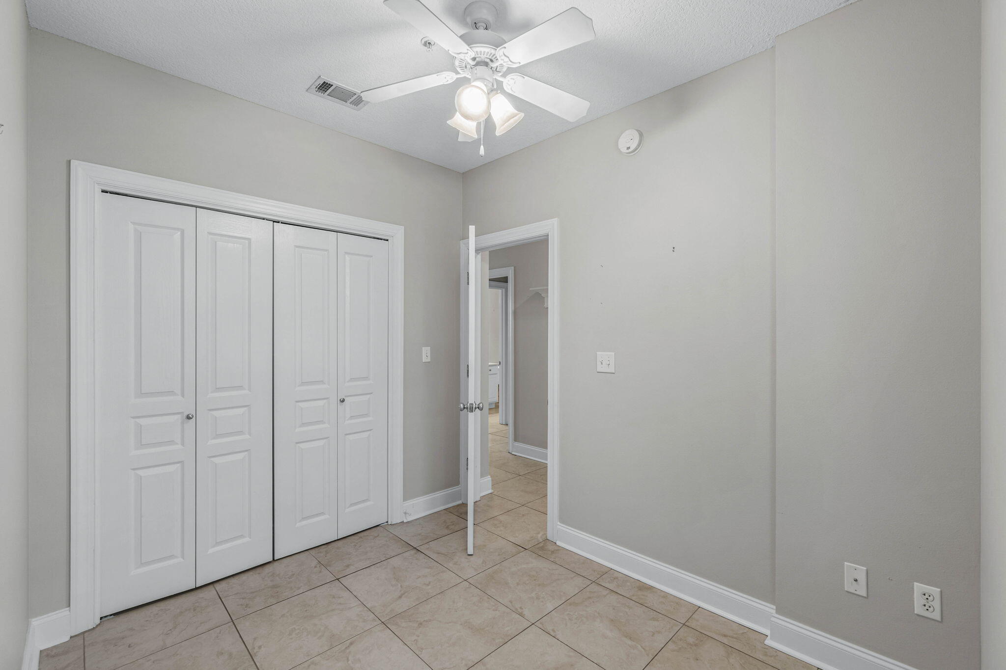 FRENCH QUARTERS - Residential Lease