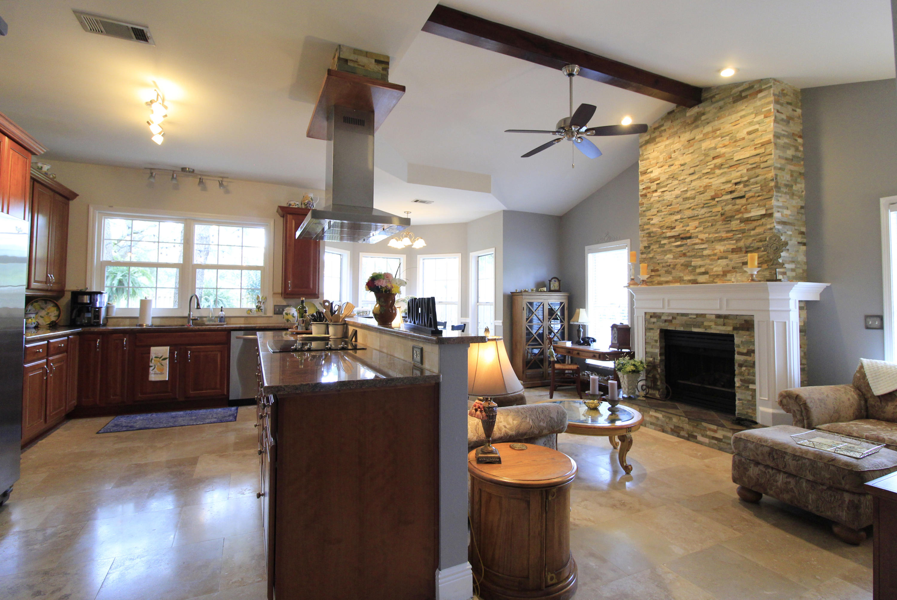 SOUTHWIND PH VI UNIT 45 - Residential