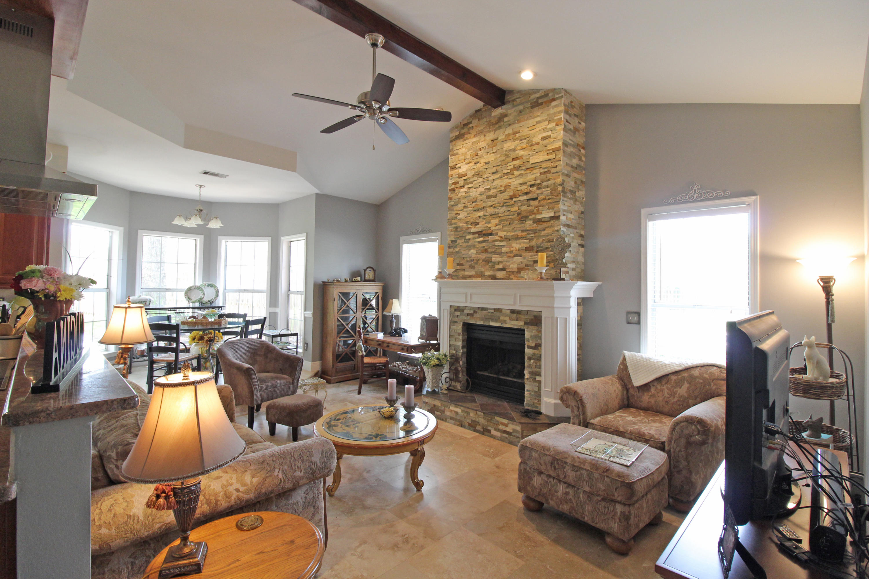 SOUTHWIND PH VI UNIT 45 - Residential