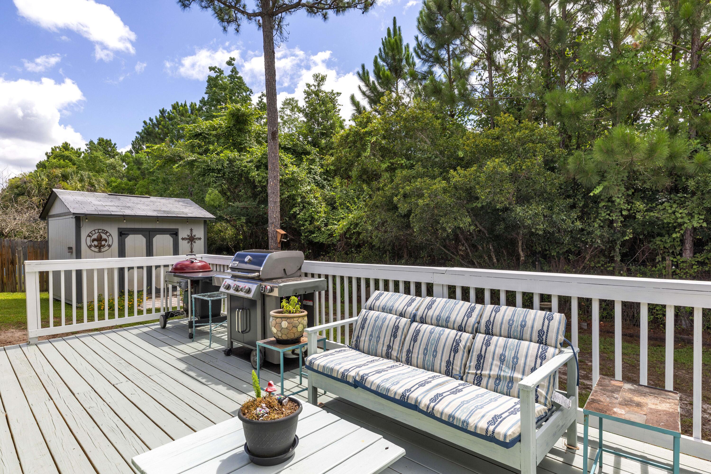 ASHWOOD 1ST ADDN - Residential