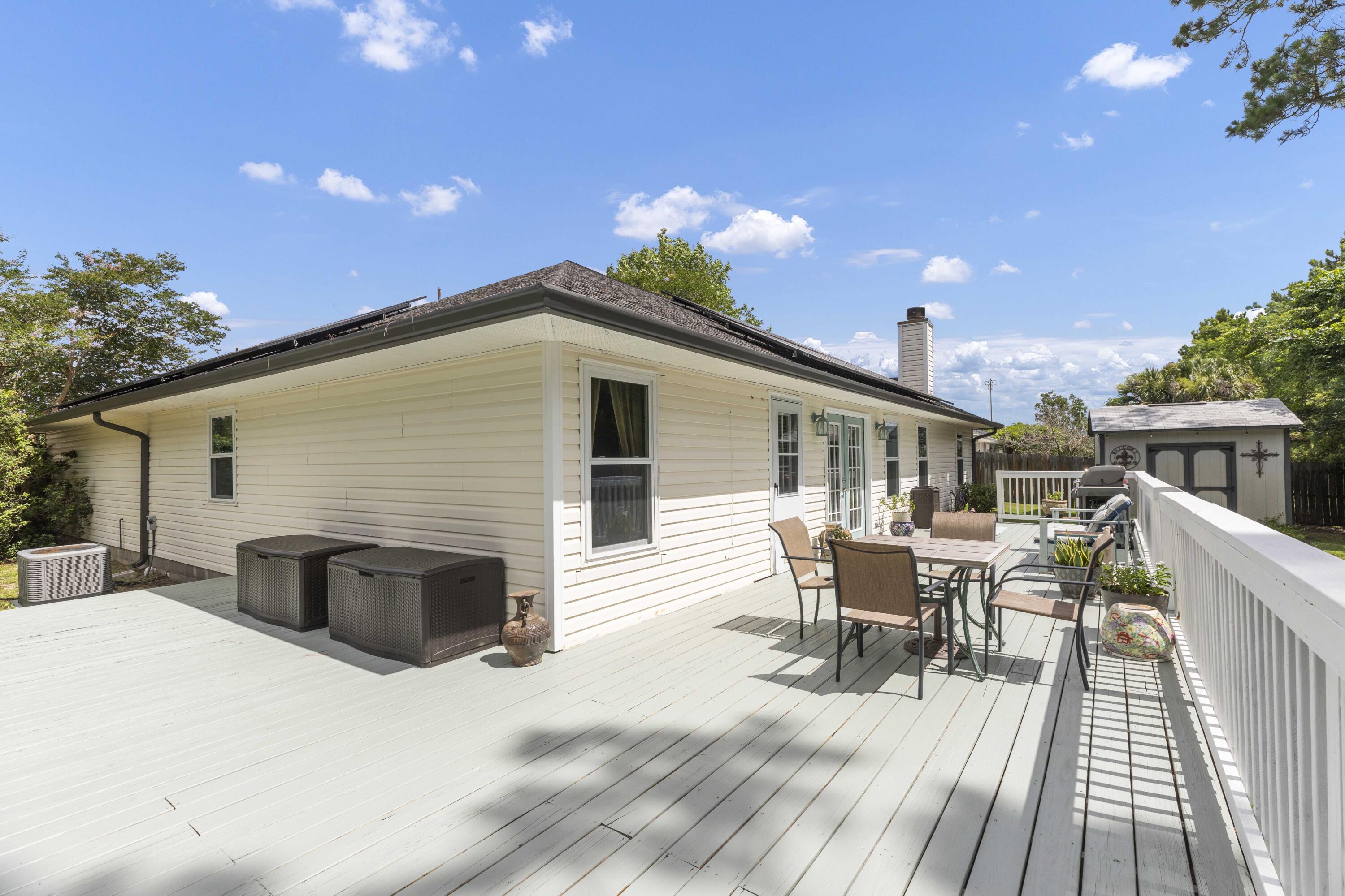 ASHWOOD 1ST ADDN - Residential