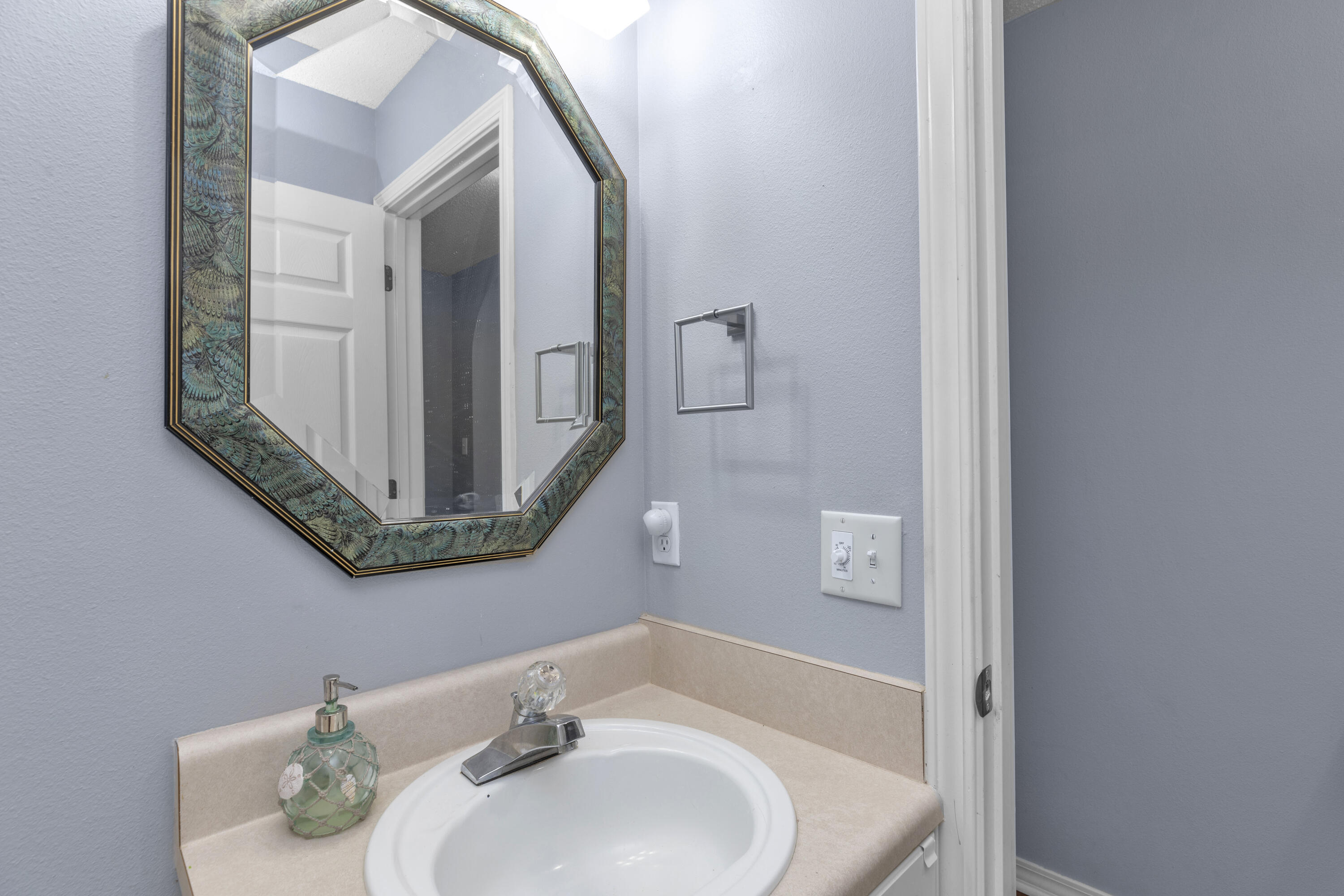 ASHWOOD 1ST ADDN - Residential