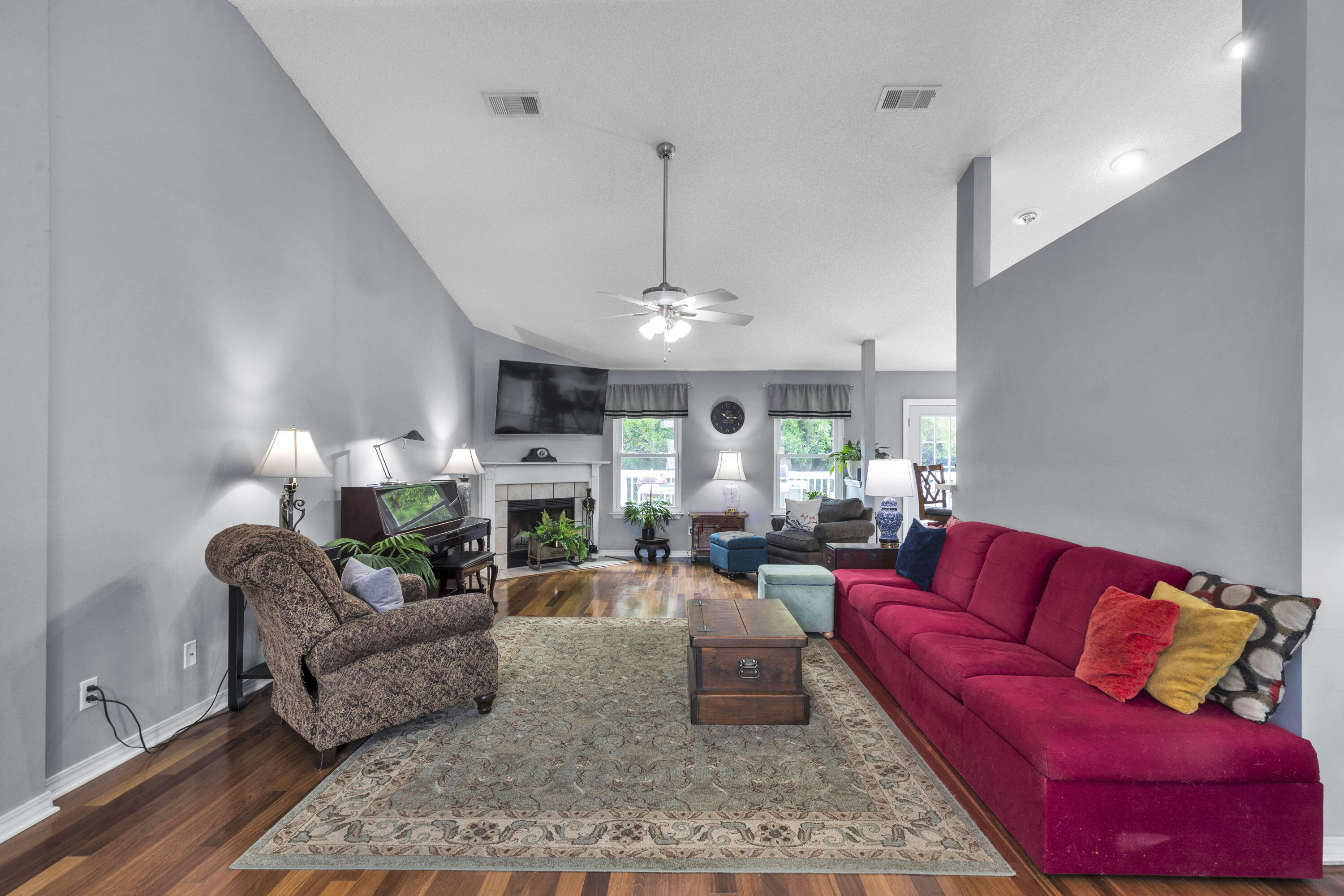 ASHWOOD 1ST ADDN - Residential