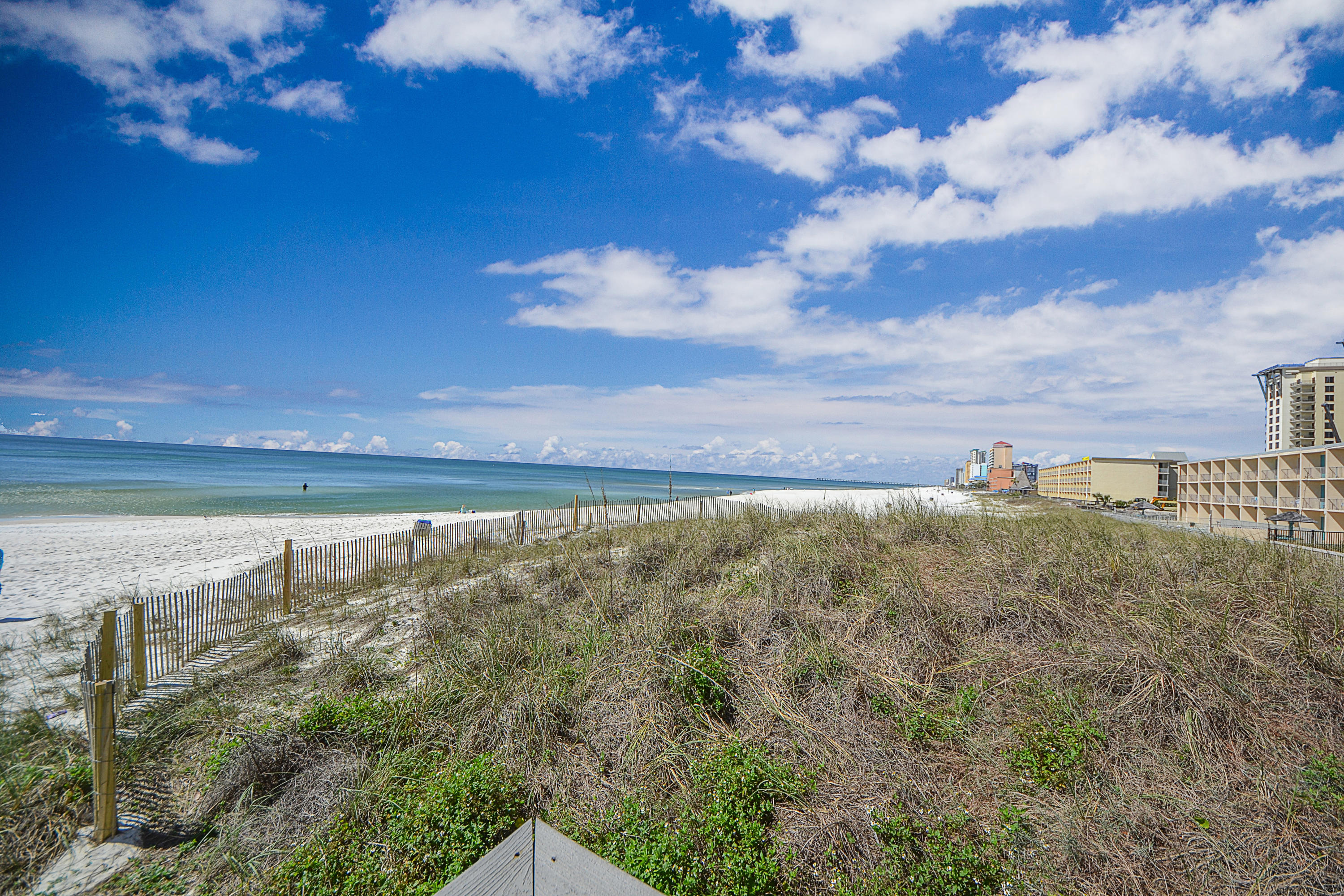 SUNRISE BEACH - Residential