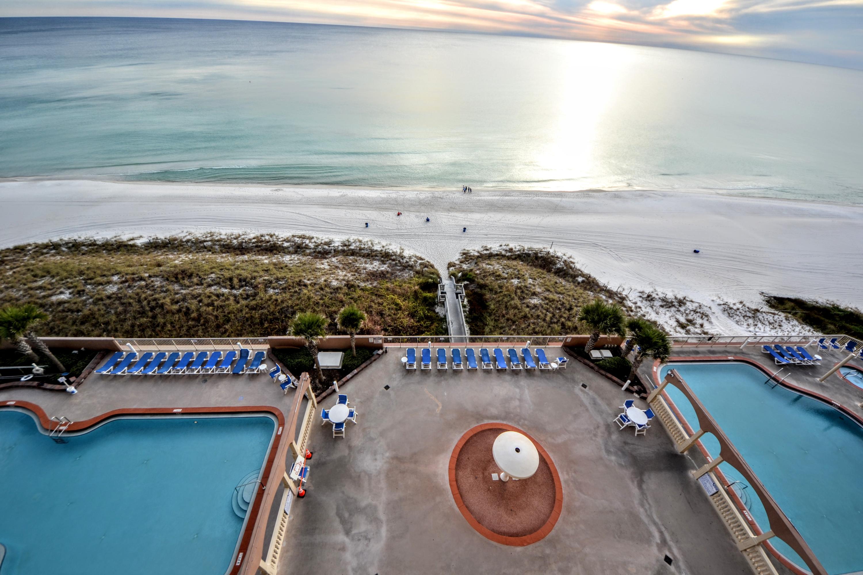 SUNRISE BEACH - Residential