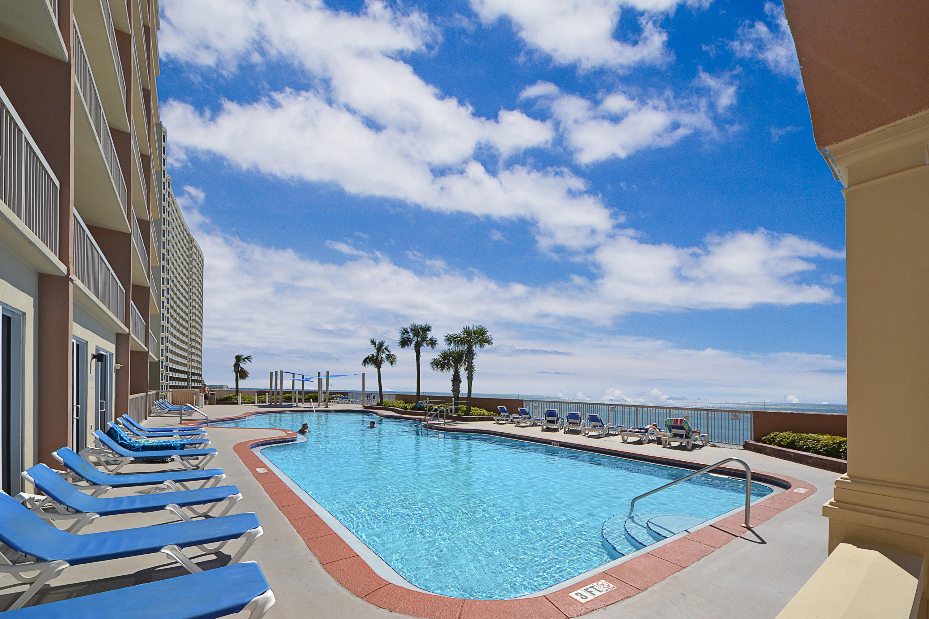 SUNRISE BEACH - Residential