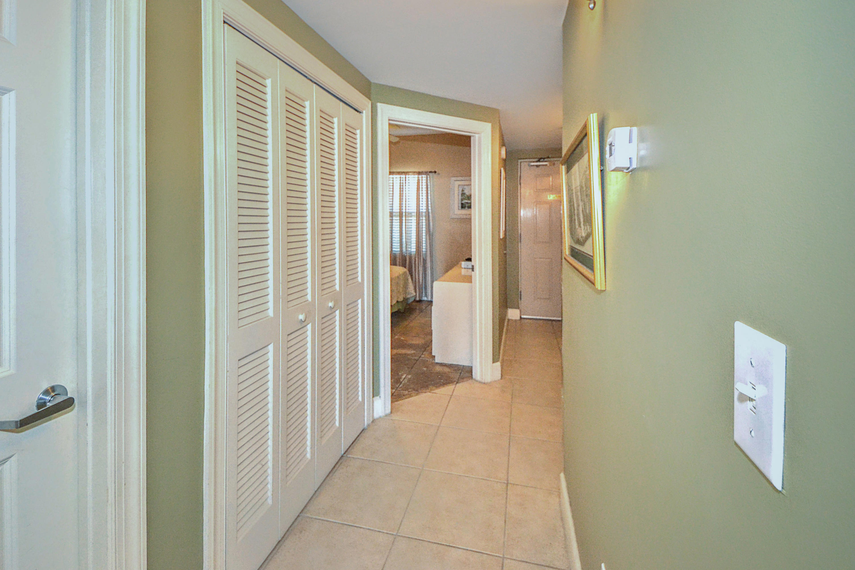 SUNRISE BEACH - Residential