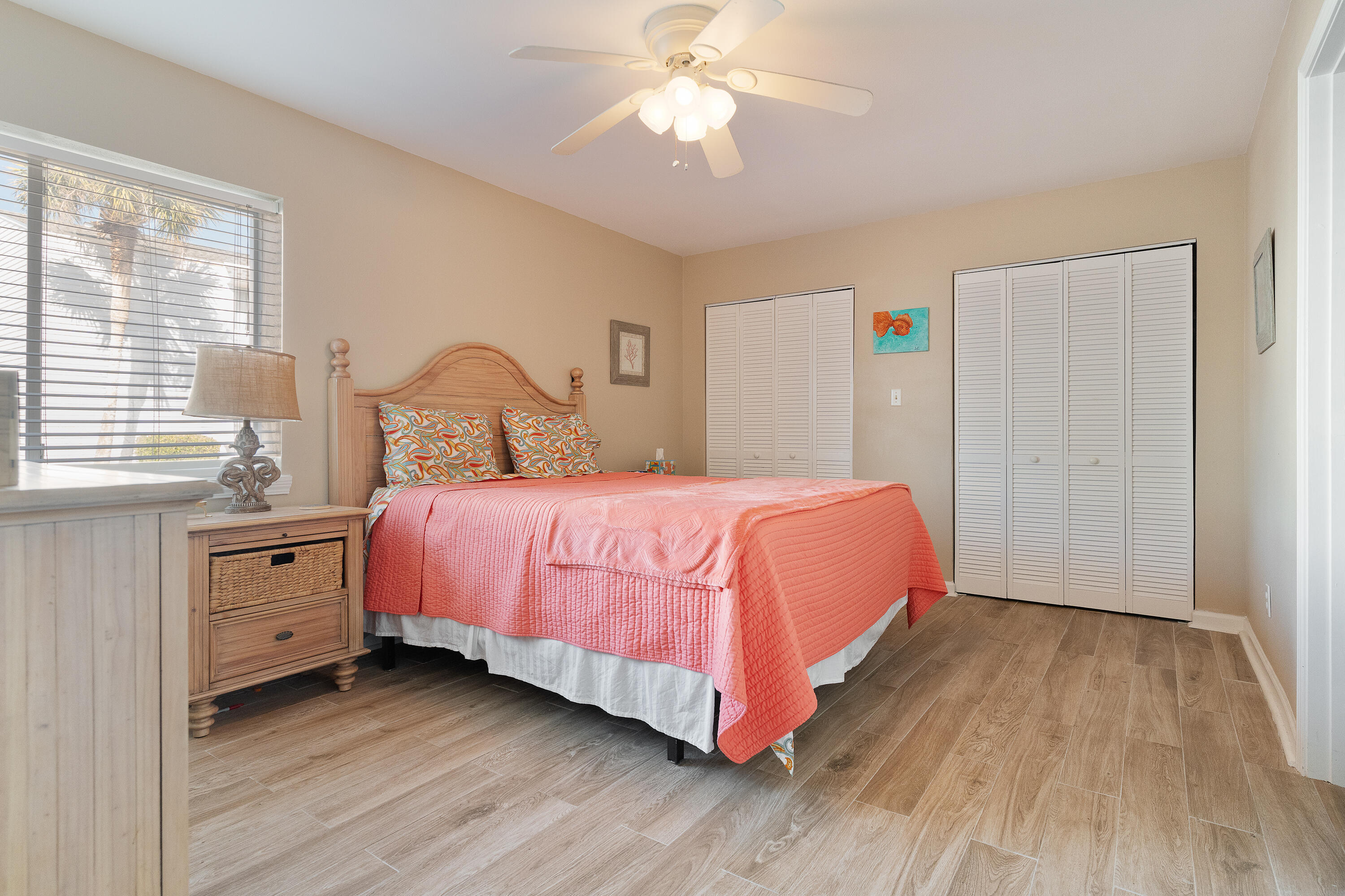 FINISTERRA CONDO - Residential