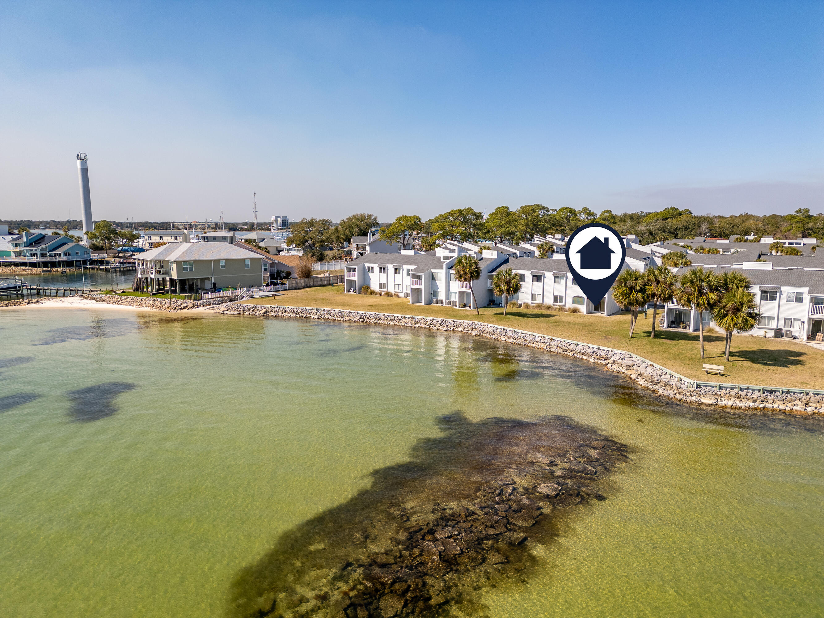 FINISTERRA CONDO - Residential