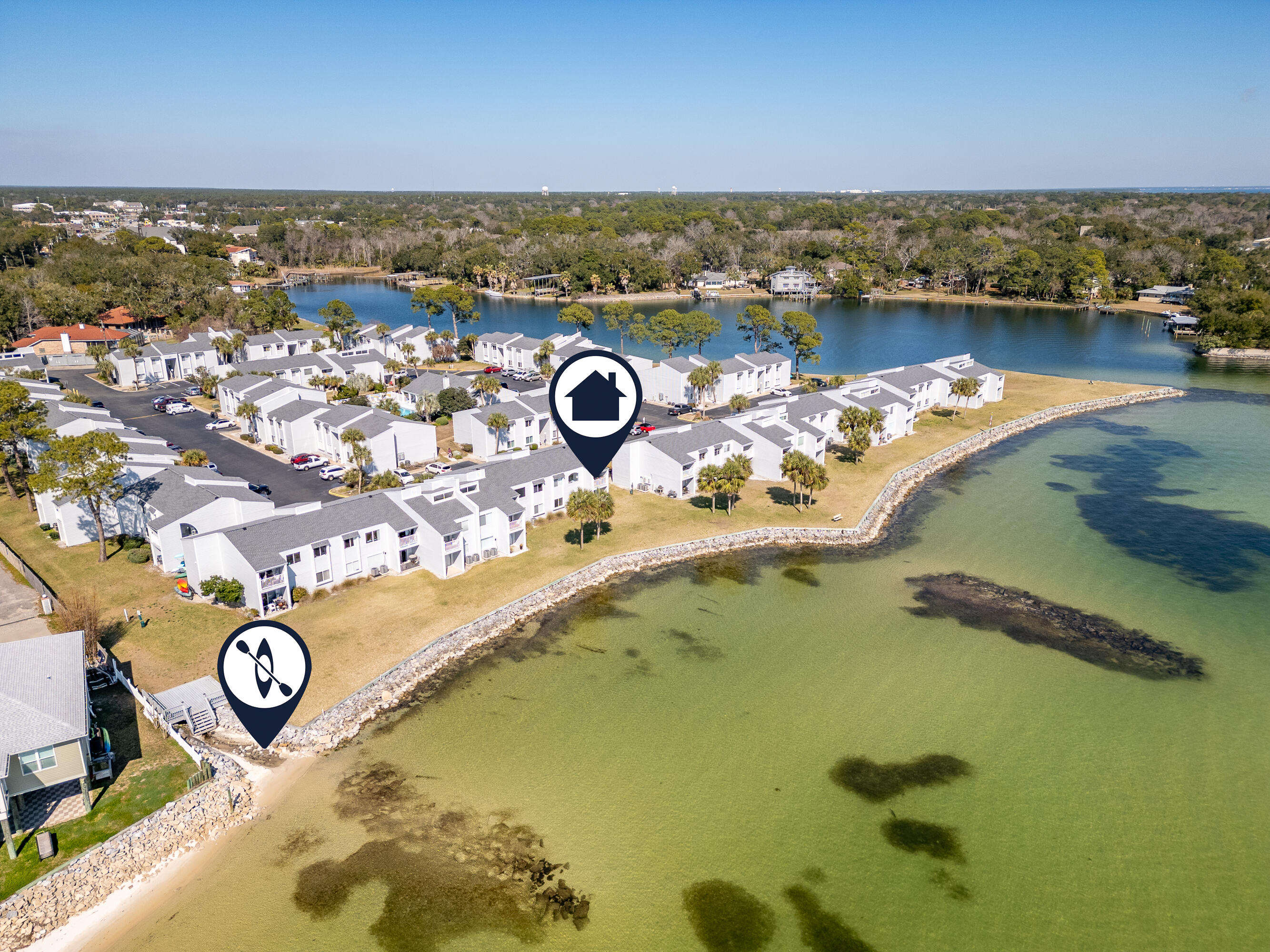 FINISTERRA CONDO - Residential