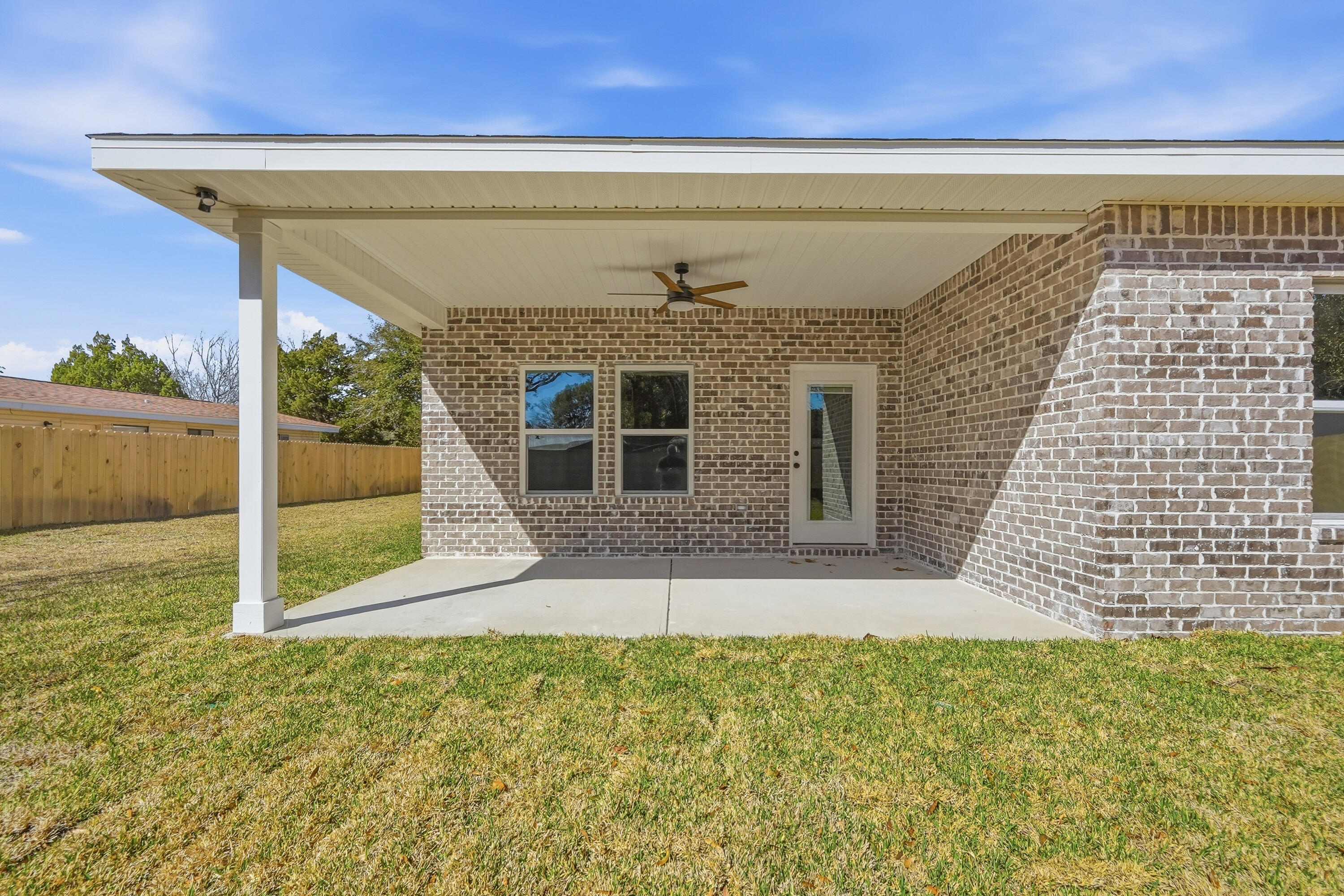 SPRINGDALE UNIT #1 LOT 3 BLK 4 - Residential