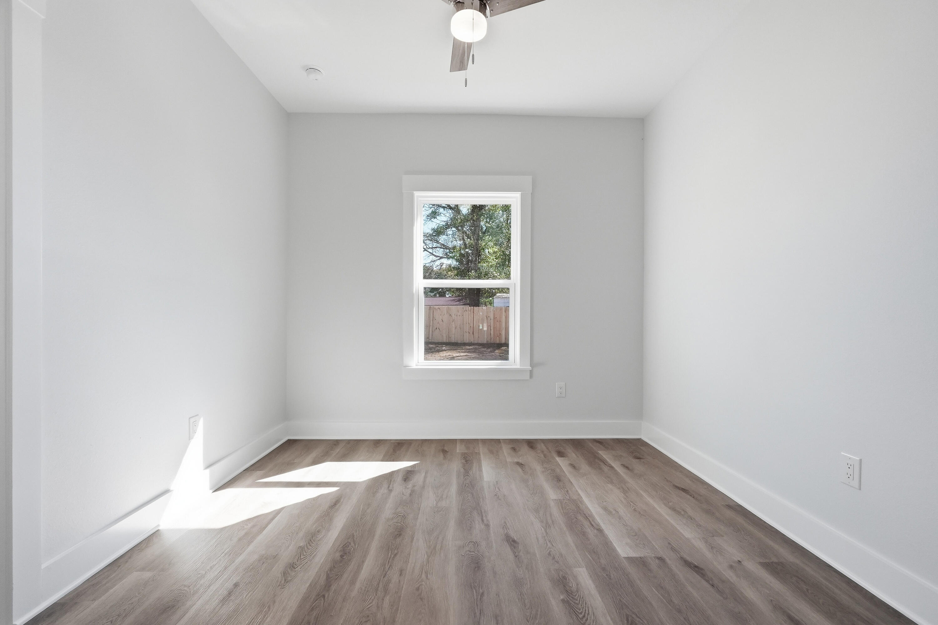 SPRINGDALE UNIT #1 LOT 3 BLK 4 - Residential