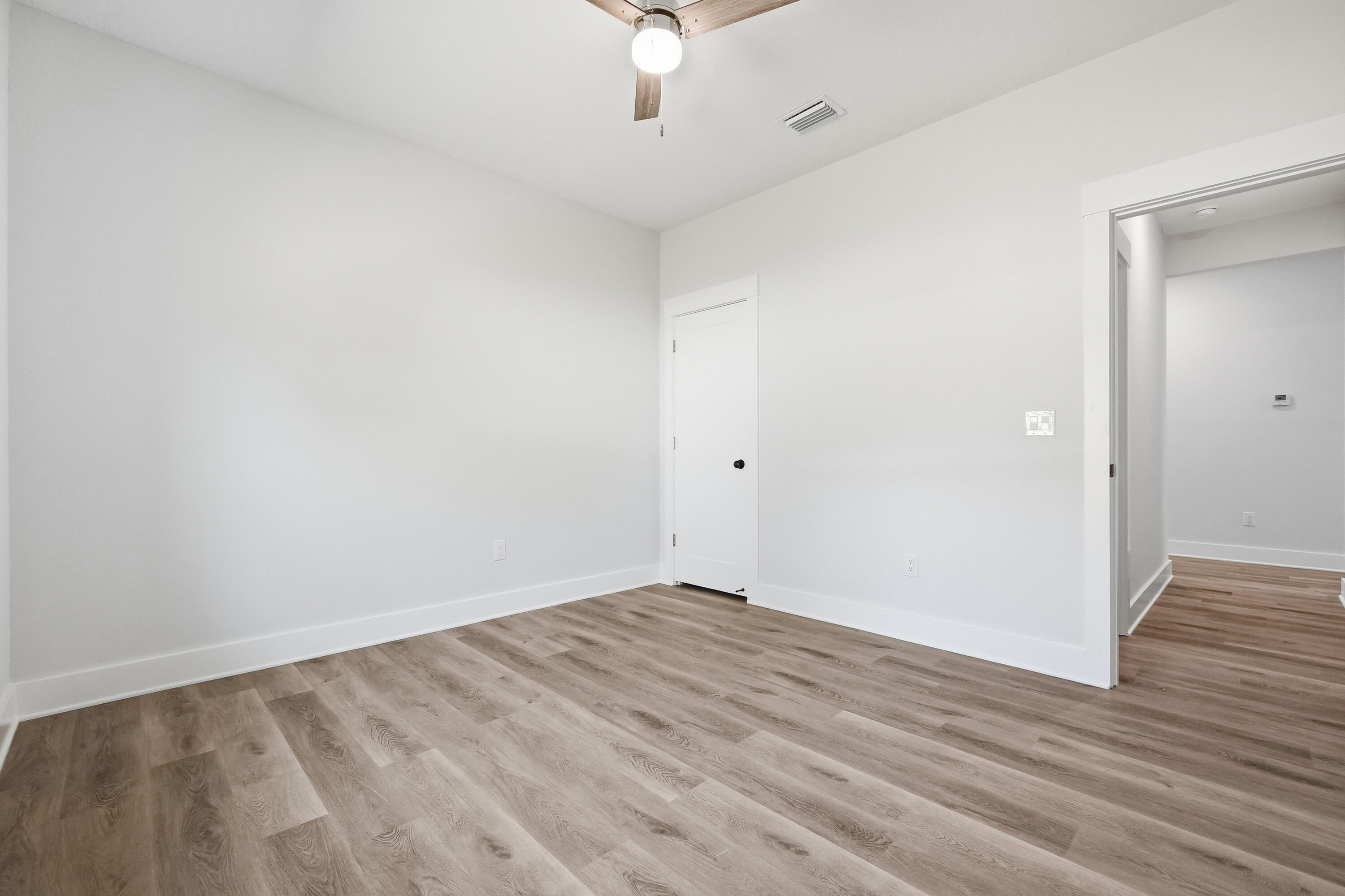 SPRINGDALE UNIT #1 LOT 3 BLK 4 - Residential