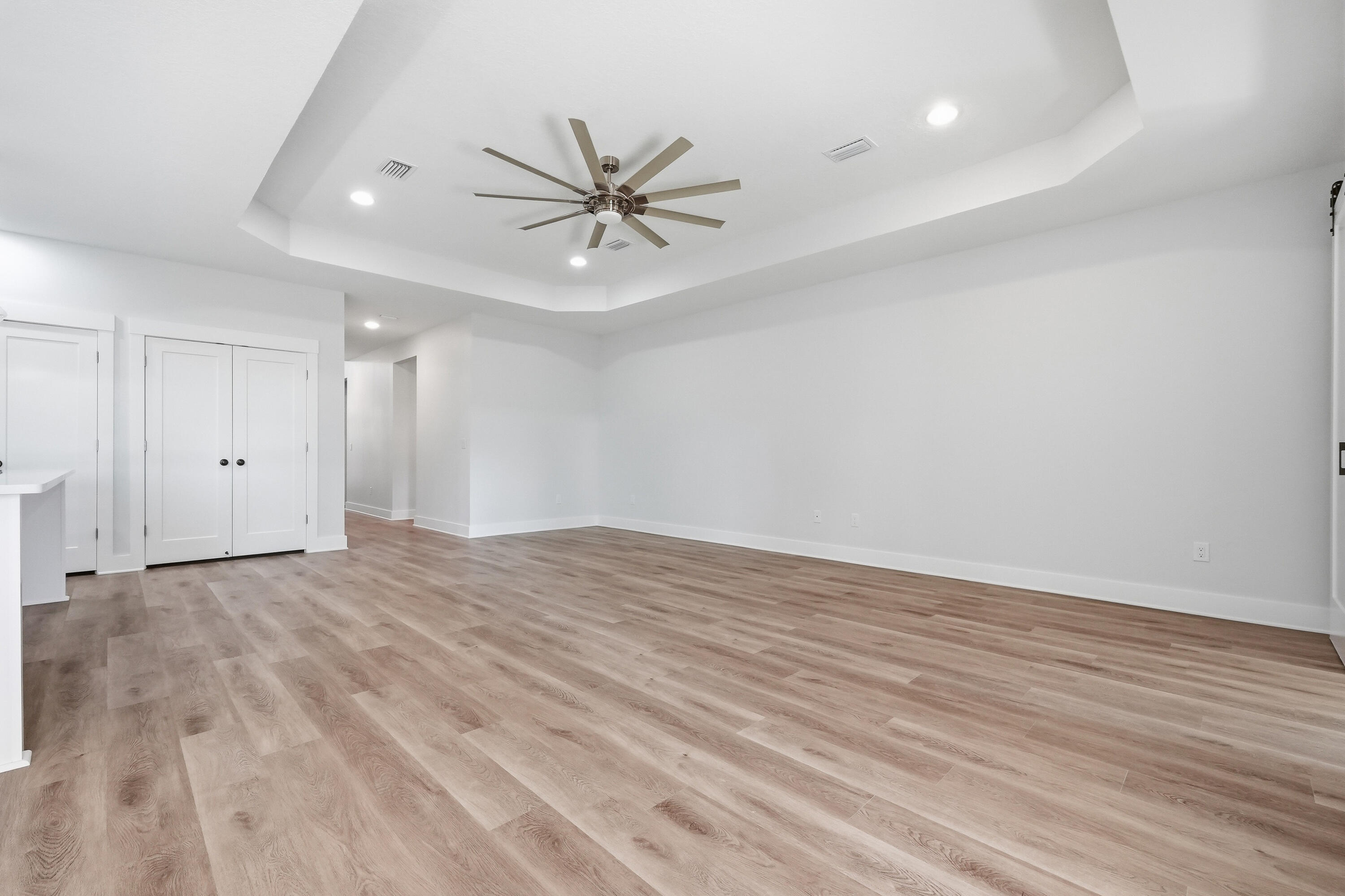 SPRINGDALE UNIT #1 LOT 3 BLK 4 - Residential