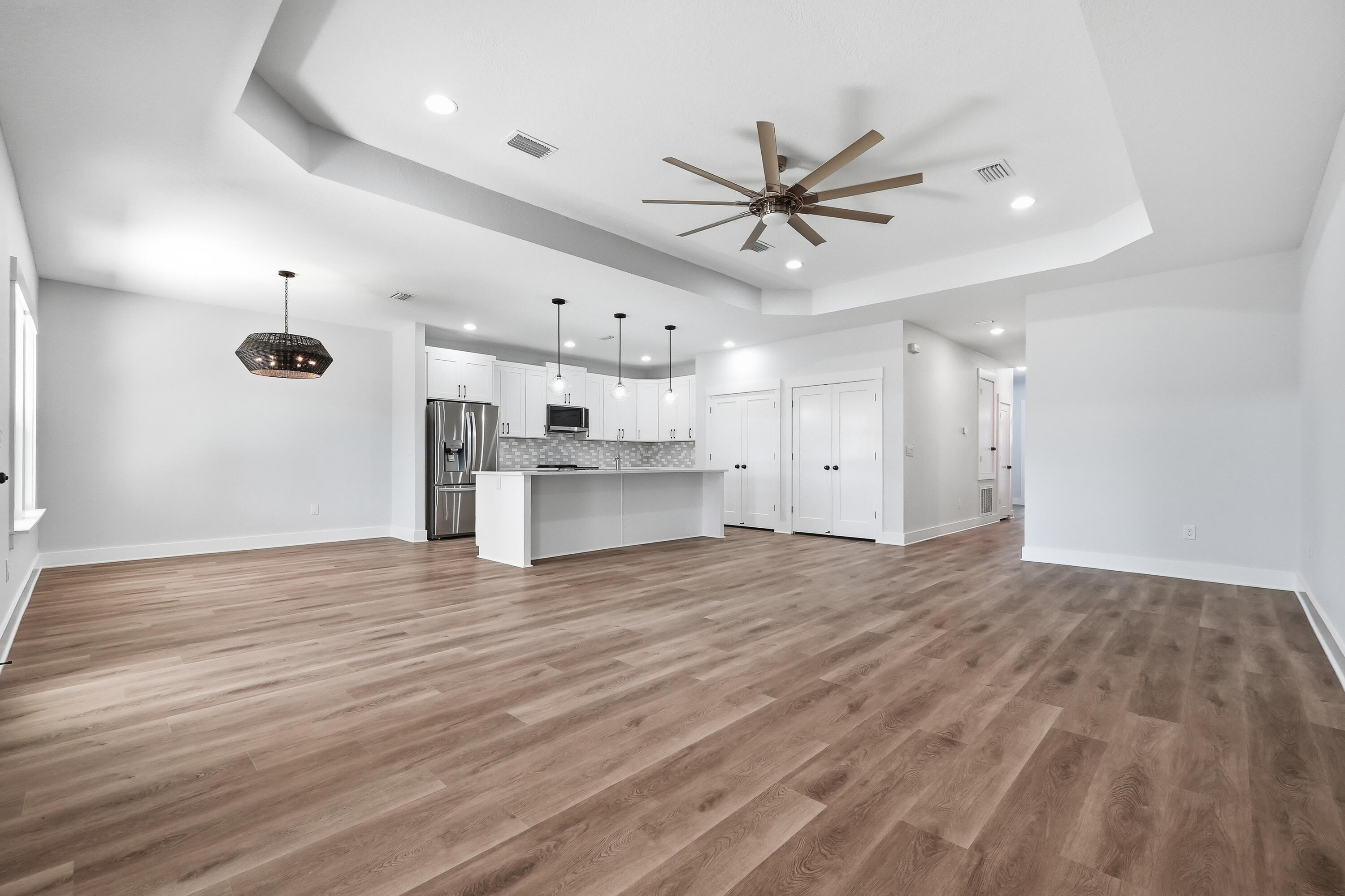 SPRINGDALE UNIT #1 LOT 3 BLK 4 - Residential