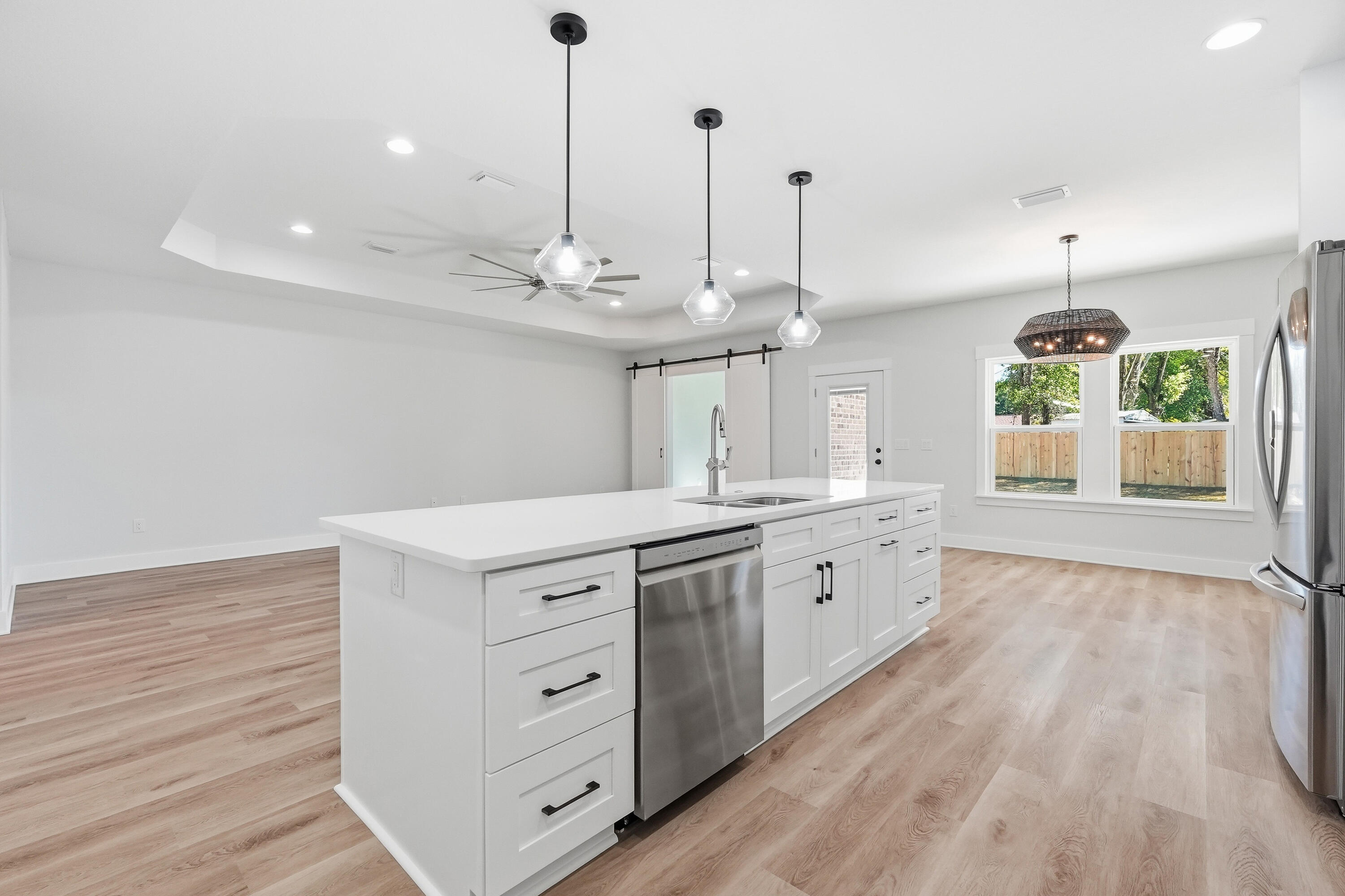 SPRINGDALE UNIT #1 LOT 3 BLK 4 - Residential