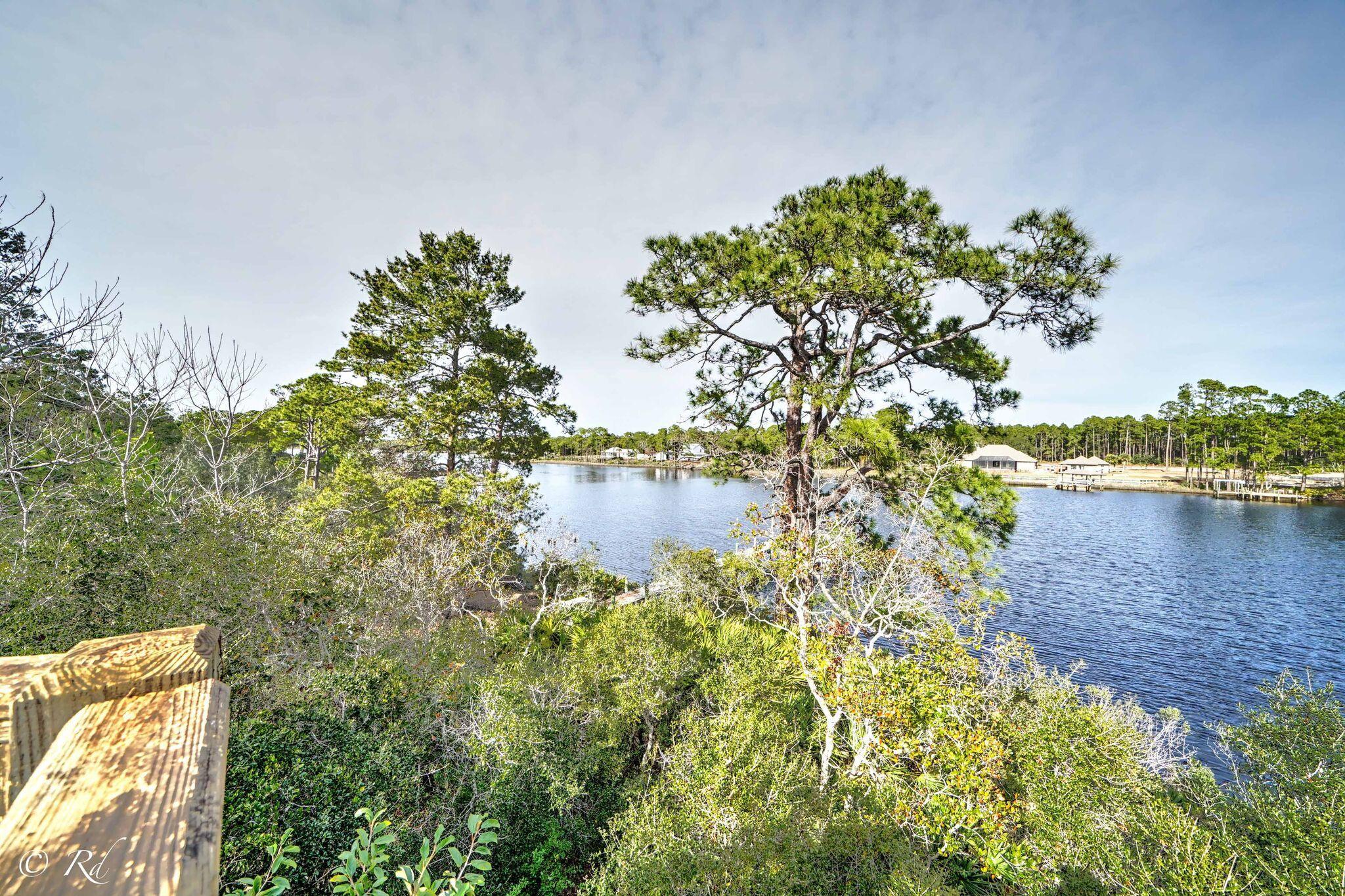 TURTLE COVE - Residential