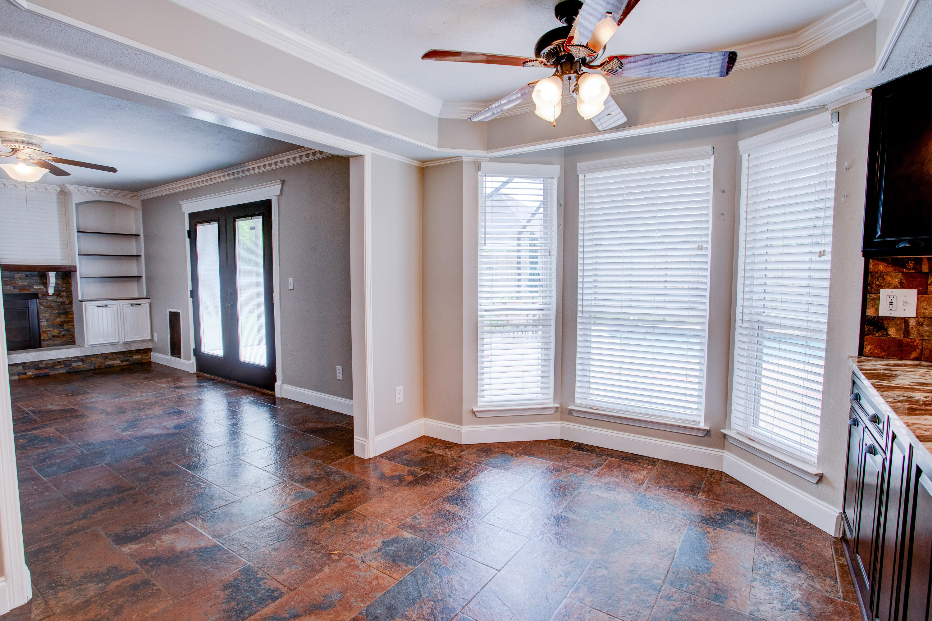 MAGNOLIA SHORES S/D - Residential