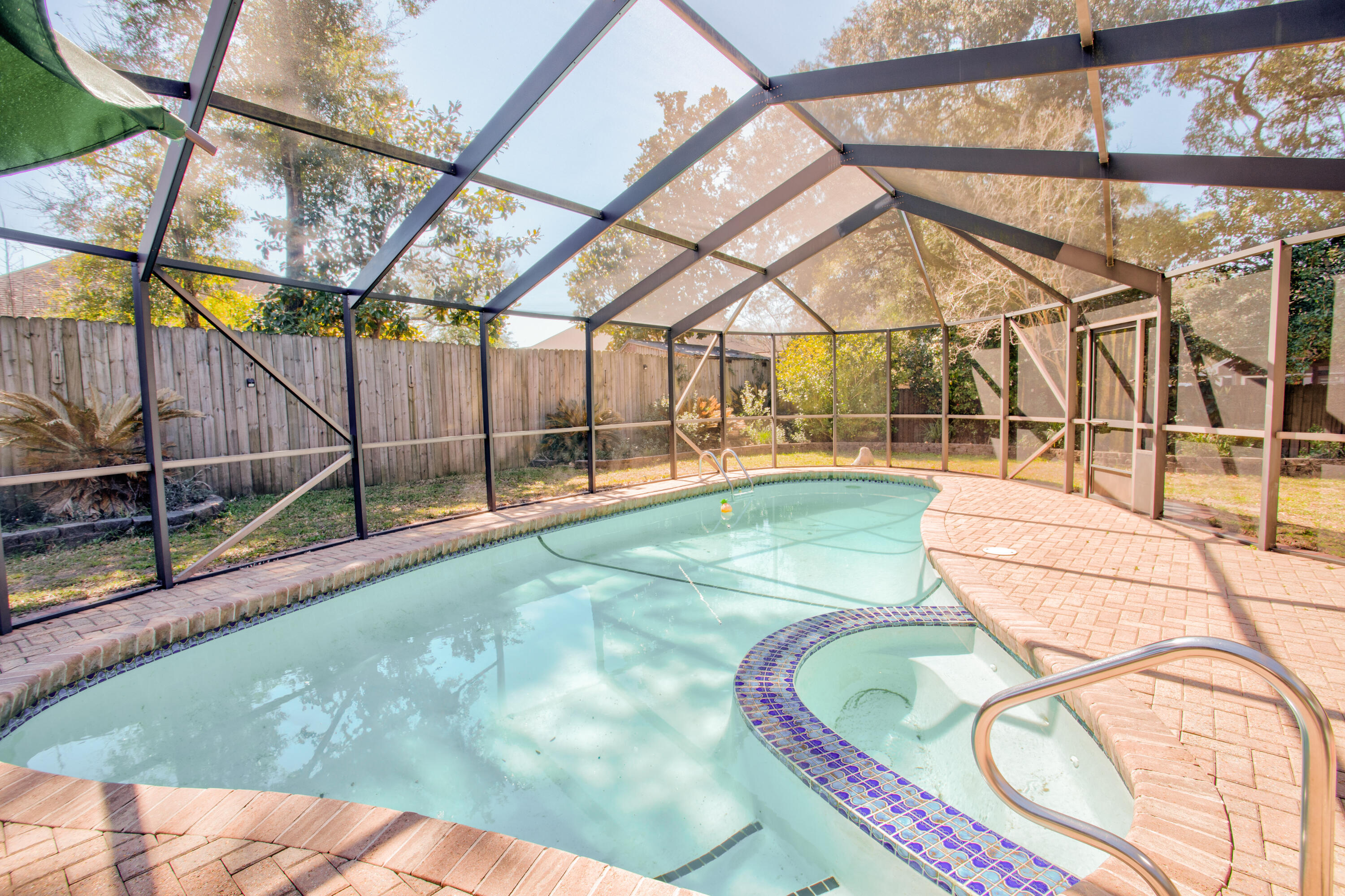 MAGNOLIA SHORES S/D - Residential