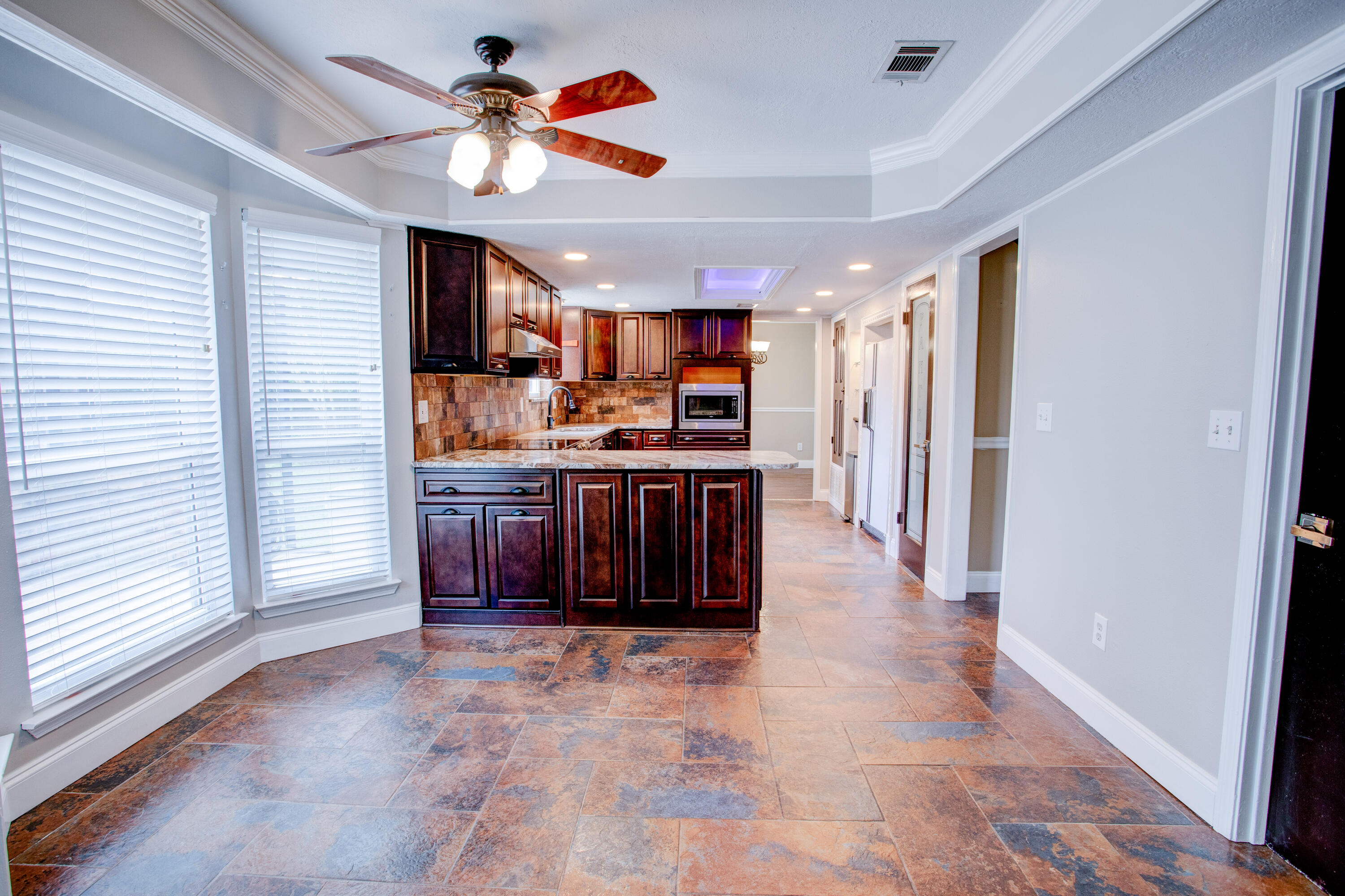 MAGNOLIA SHORES S/D - Residential