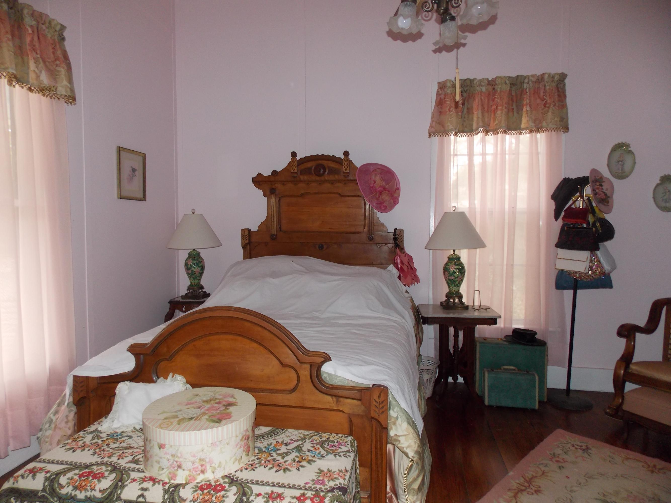 town of de funiak springs - Residential