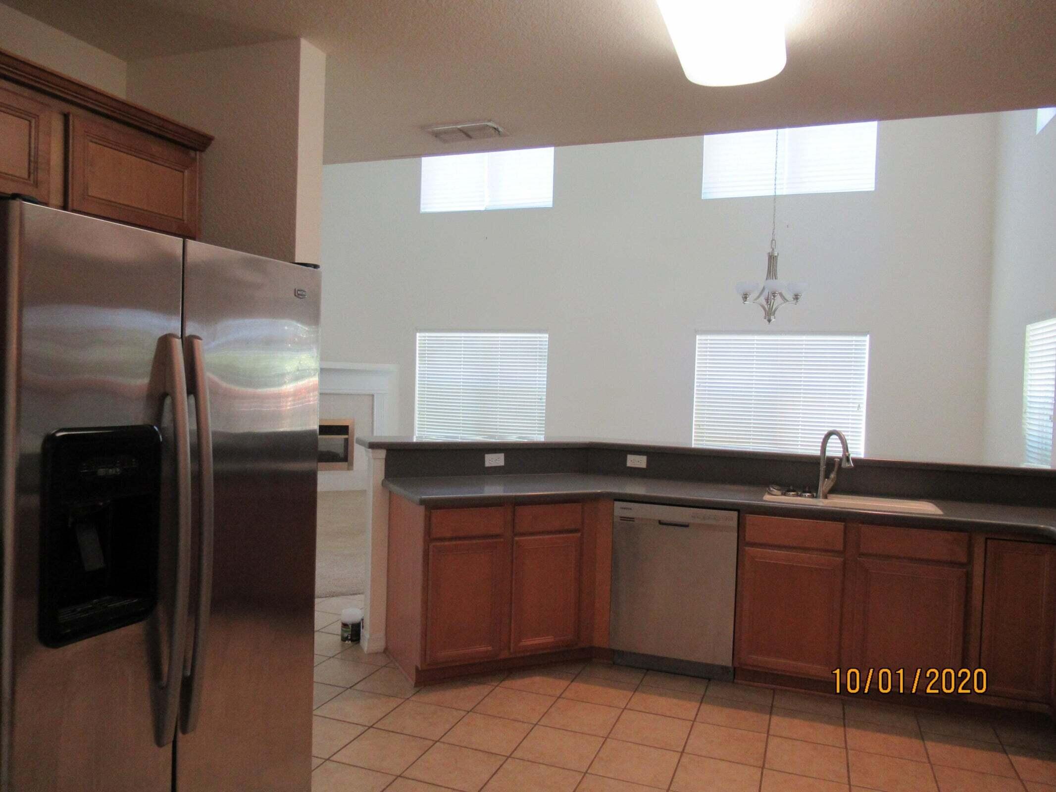 DRIFTWOOD ESTATES - Residential Lease