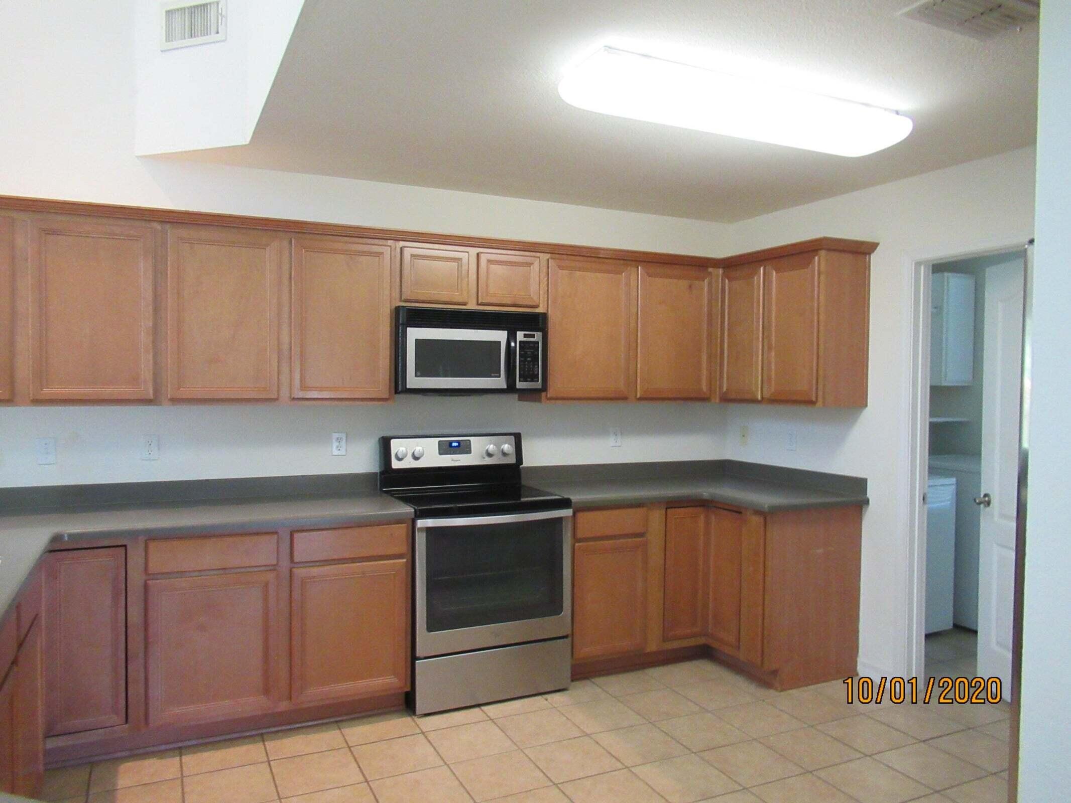 DRIFTWOOD ESTATES - Residential Lease