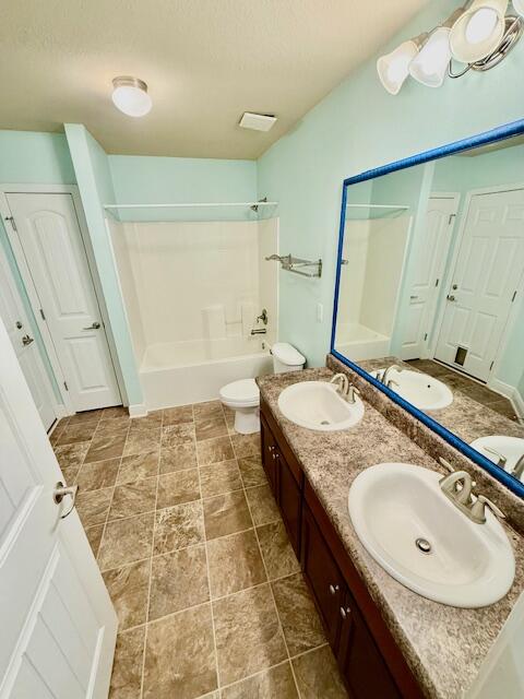 ALICIA PLACE - Residential Lease