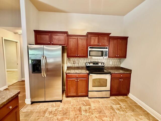 ALICIA PLACE - Residential Lease
