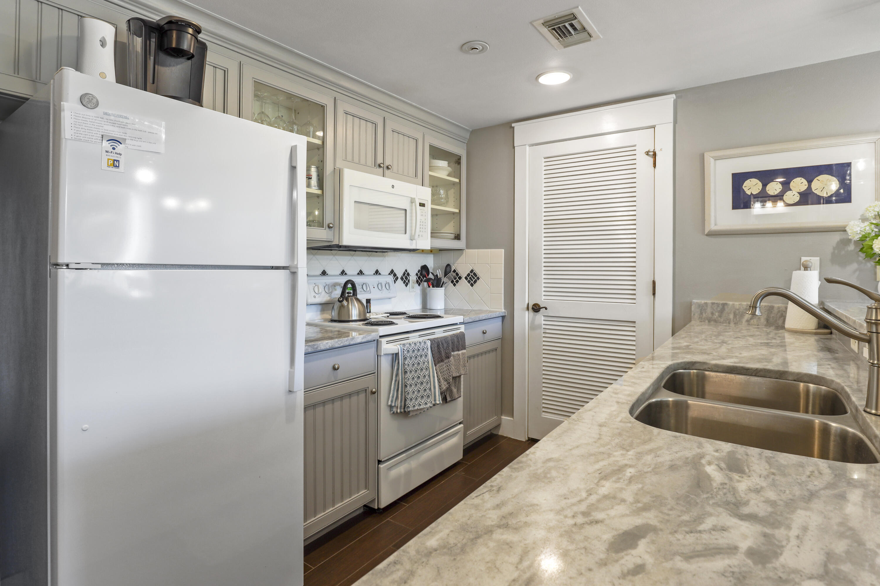 PILOT HOUSE - Residential