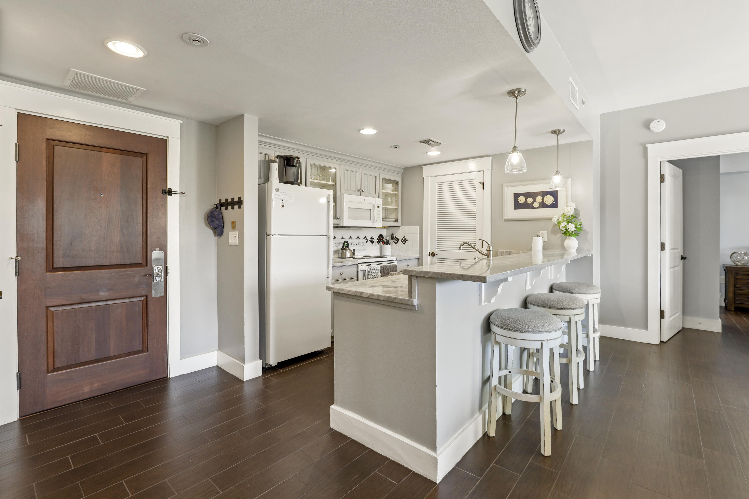 PILOT HOUSE - Residential