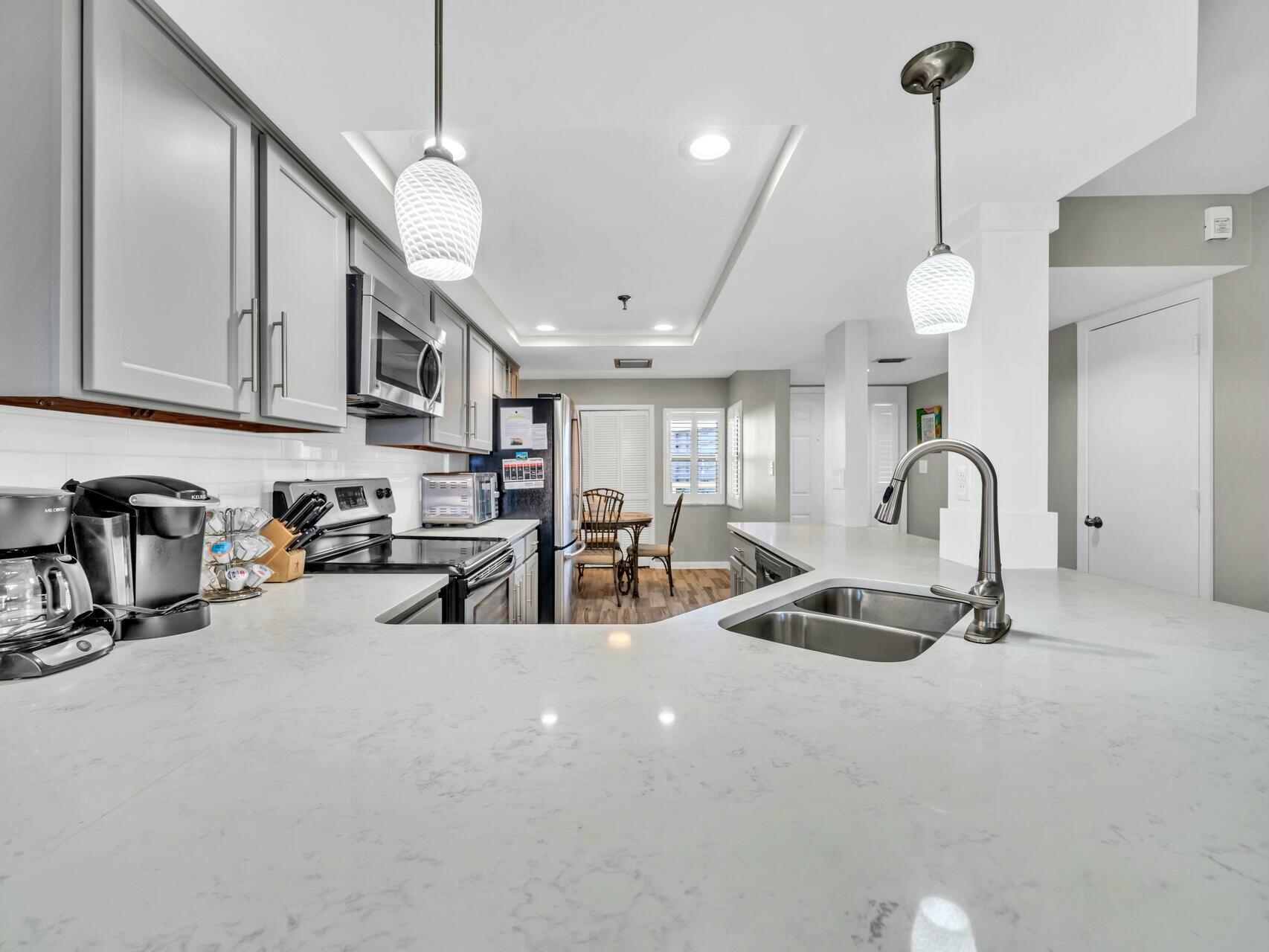 INLET REEF CLUB CONDO - Residential