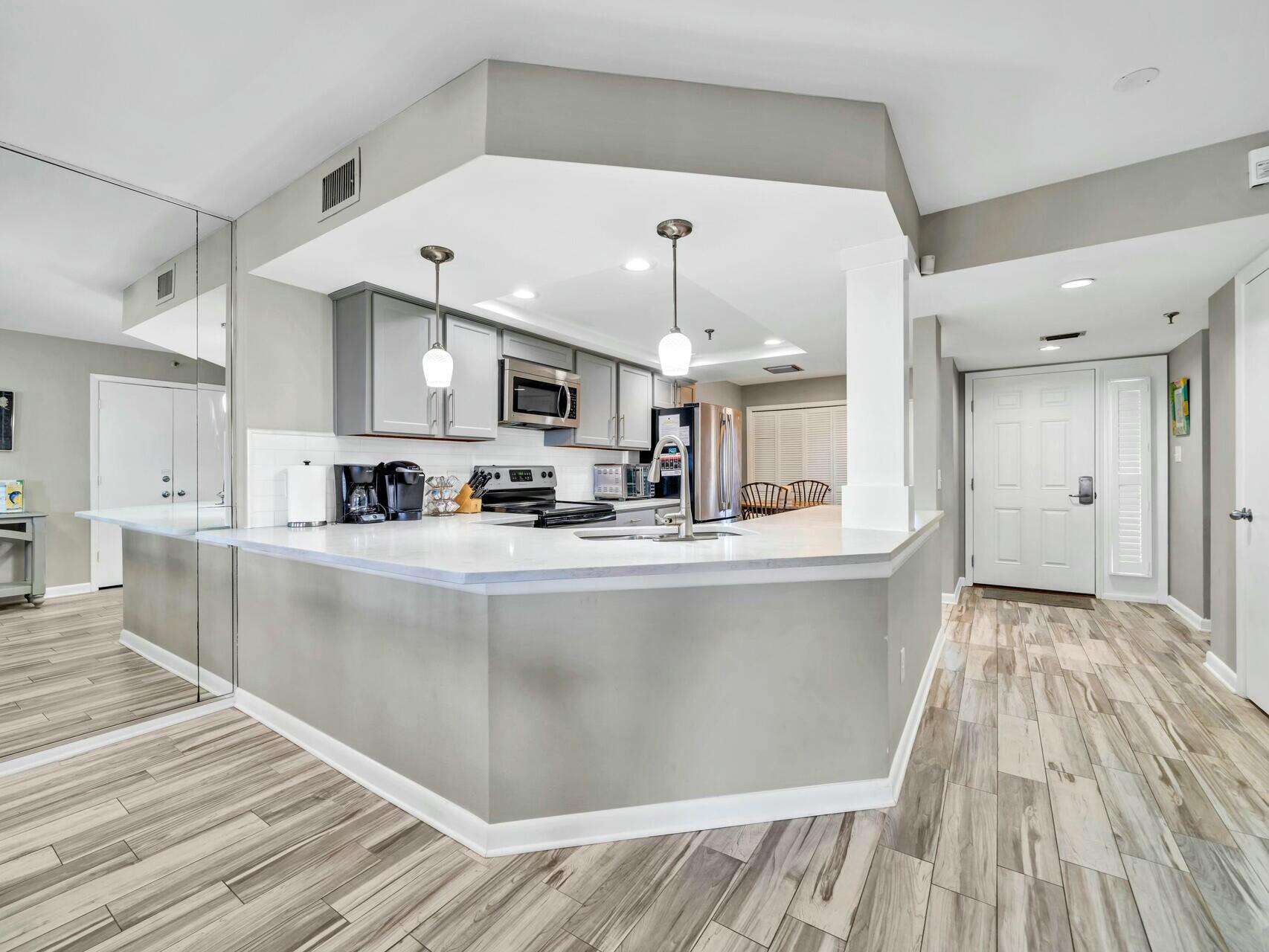 INLET REEF CLUB CONDO - Residential