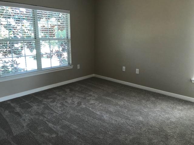 THE OAKS AT NICEVILLE - Residential Lease